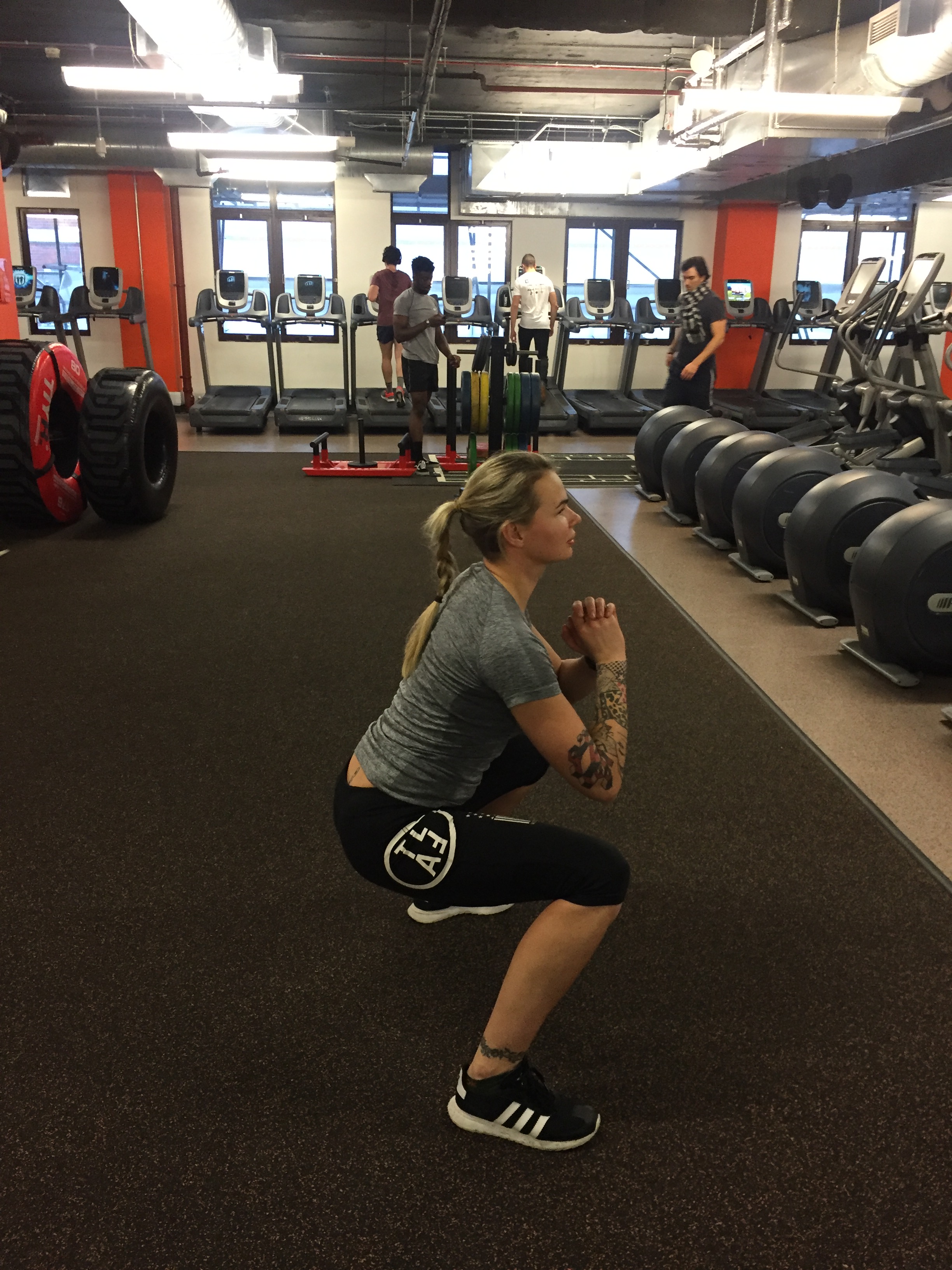 Jumping squats.jpeg
