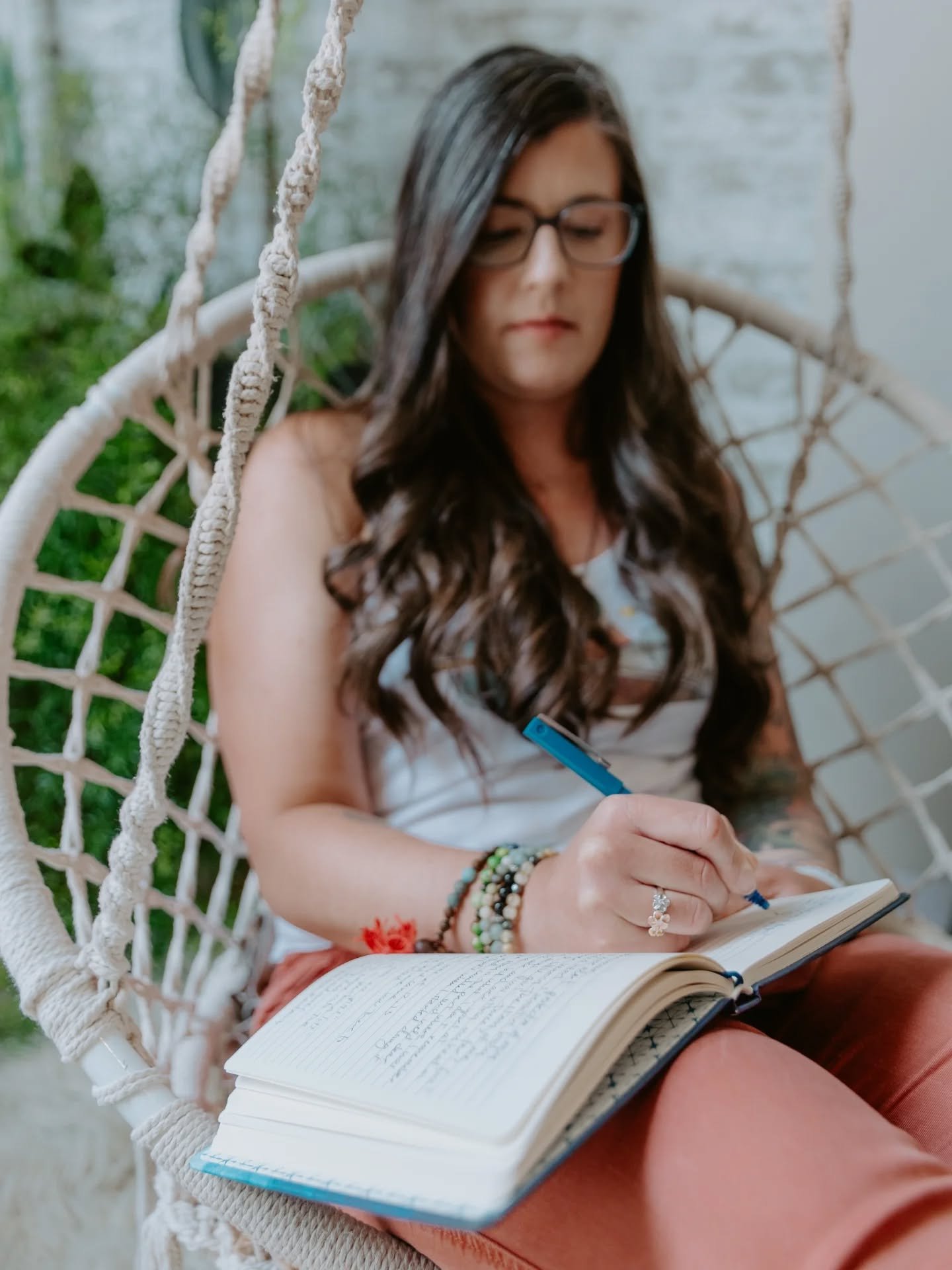 What if writing a book didn&rsquo;t have to wreck your energy levels or your nervous system?

Can writing a book be energizing rather than depleting?

Can the creative process actually feed your soul, even after resistance and self-doubt inevitably s