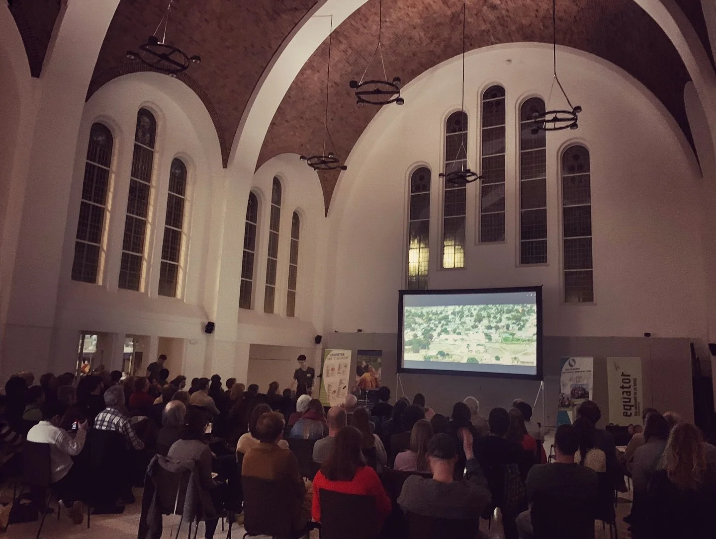 What a nice screening we had last night, of our documentary Wecco Wacko Farm Club! Thanks a lot to everyone who came, who volunteered to make it happen and for the lovely reactions we had. We want to spread the documentary as wide as possible. New sc