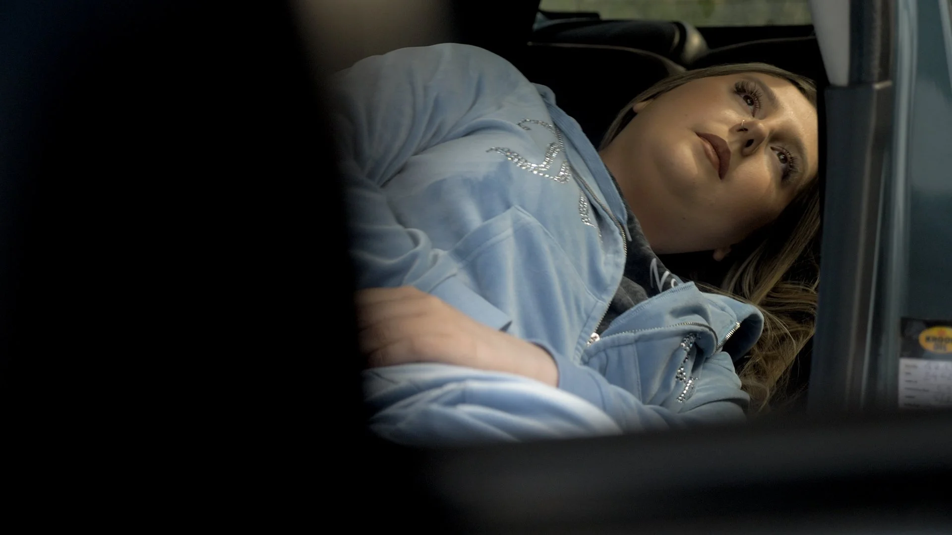 Femke in auto.jpg