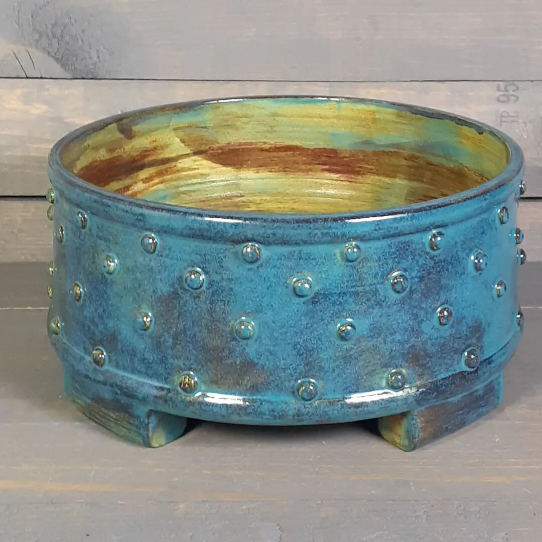 Straight from the kiln 🔥 I love the glaze combo on this pot, the little bumps are so cute!! 

#jmnpottery #succulentpot #ceramicplanter #handmadeceramics #bonsaipot