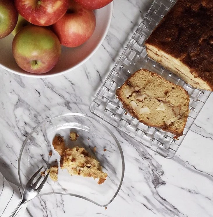 Apple Cinnamon Cake