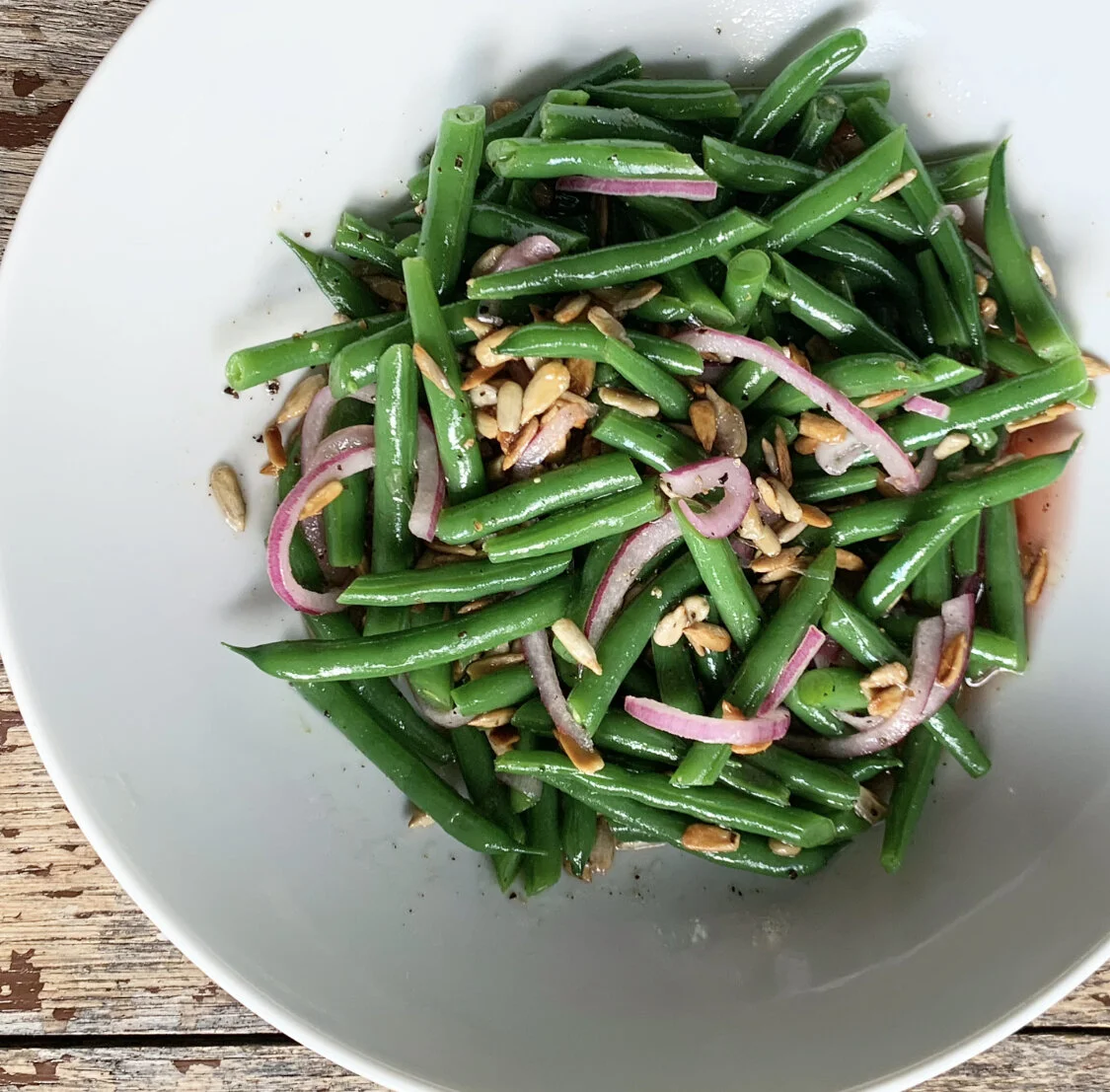 french bean salad with Sunflower seeds and pickled onions