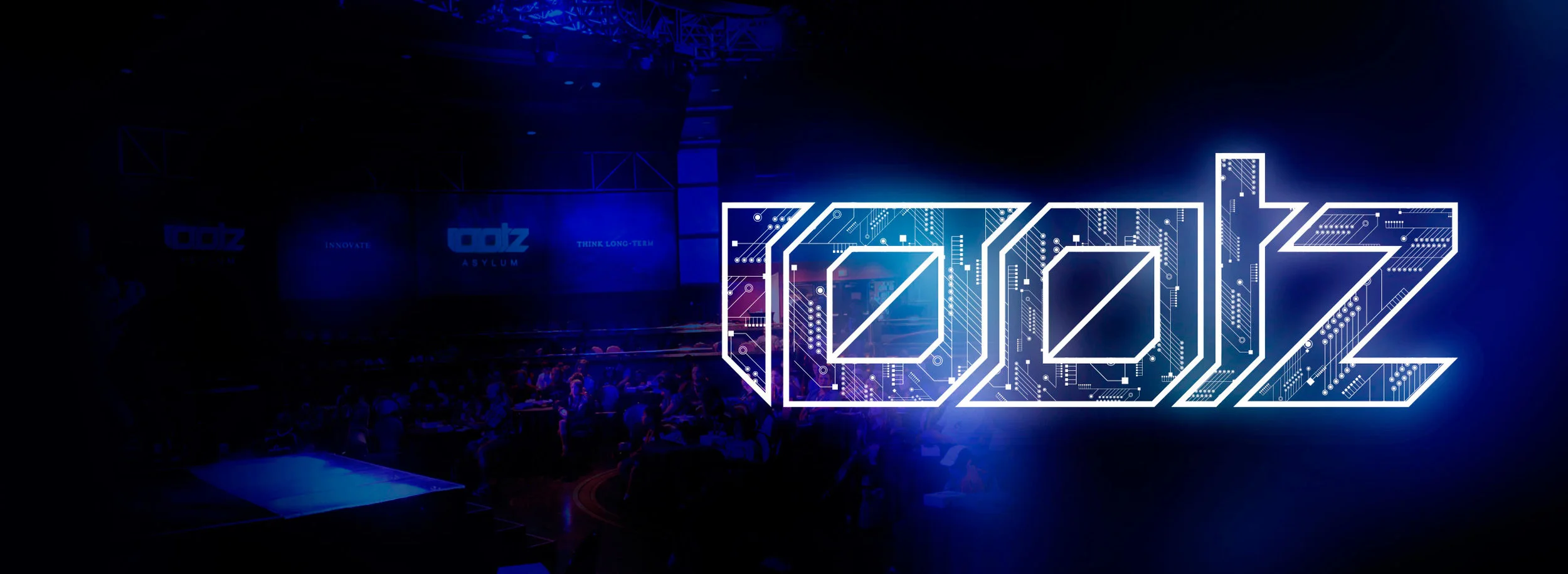 0811_r00tz-stage.jpg