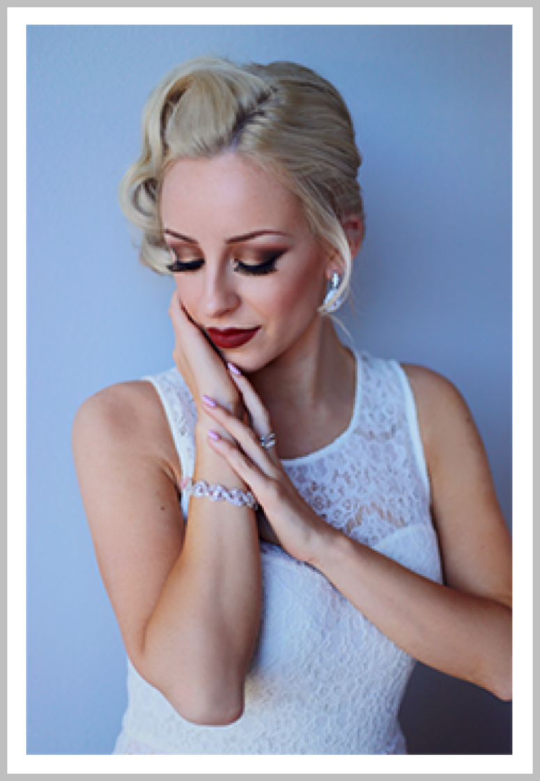 LE' BOMBSHELL: Glamorous & sultry makeup, lashes included. Check out @vanitybelles on Instagram for our latest looks!
