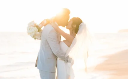 jim-kennedy-photographers-surf-and-sand-wedding-naomi_0121.jpg