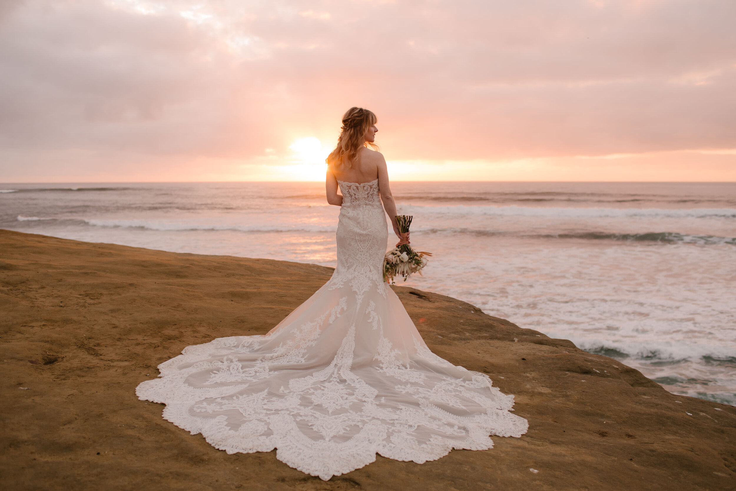 sunset-cliffs-san-diego-boho-styled-wedding-california-elopement-intimate-candid-ocean-beach-socal-photographer-35.jpg