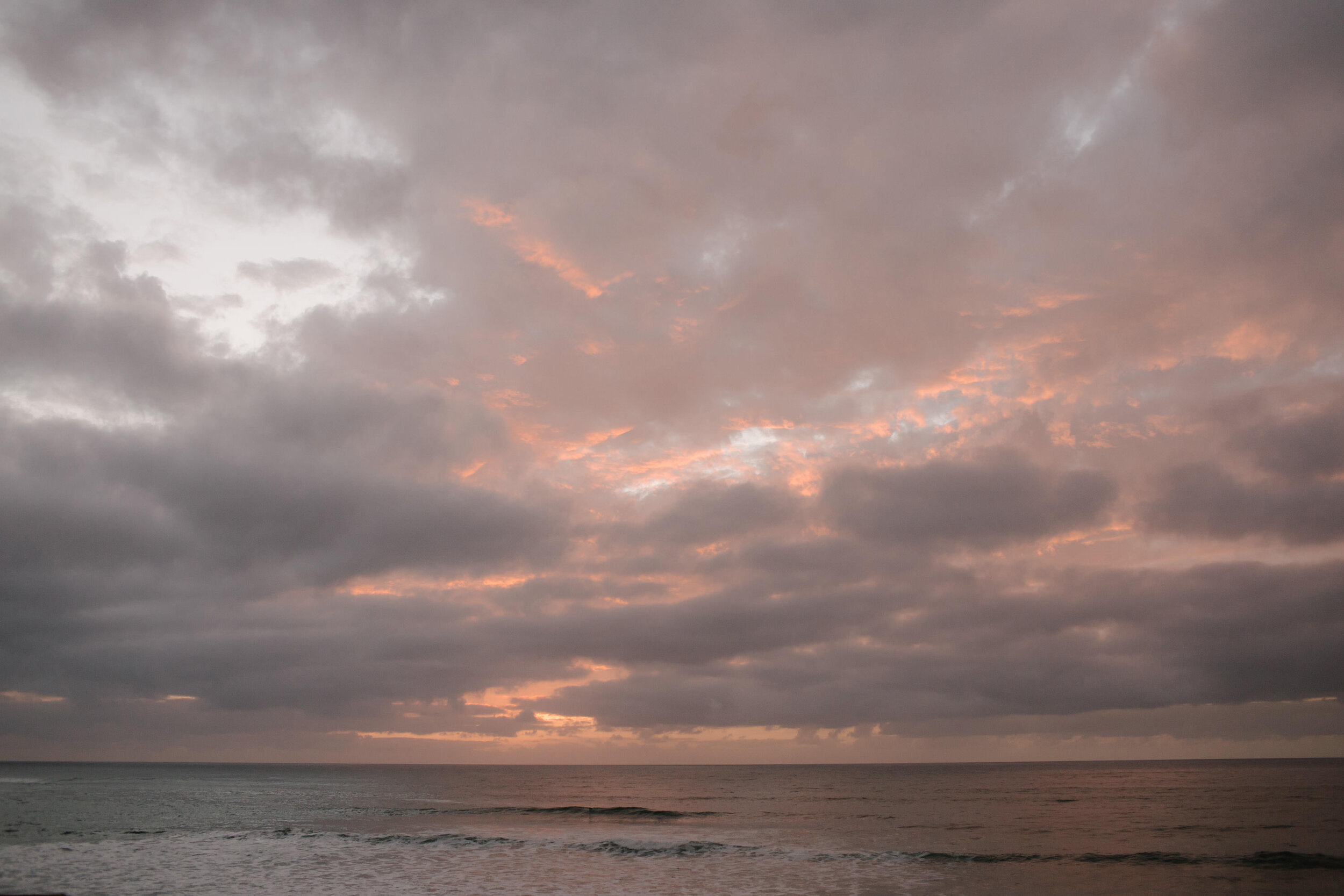 sunset-cliffs-san-diego-boho-styled-wedding-california-elopement-intimate-candid-ocean-beach-socal-photographer-44.jpg