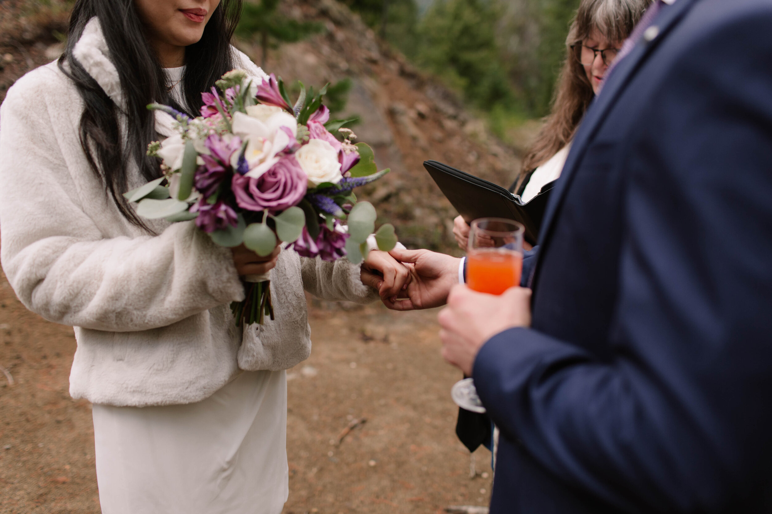 socal-san-diego-southern-california-elopement-small-wedding-outdoor-forest-mountains-waterfall-ceremony-leavenworth-washington-photographer-19.jpg