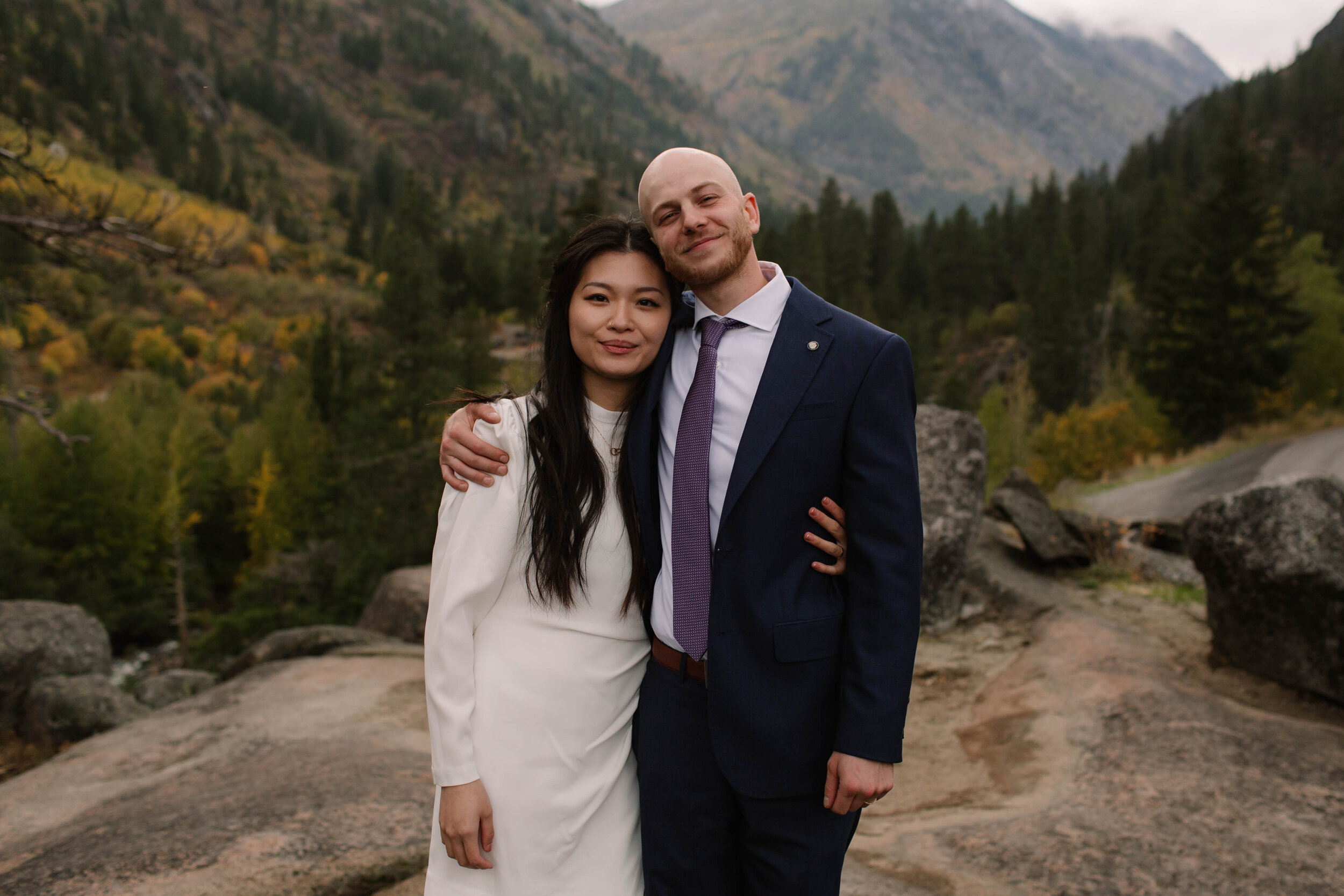 socal-san-diego-southern-california-elopement-small-wedding-outdoor-forest-mountains-waterfall-ceremony-leavenworth-washington-photographer-45.jpg