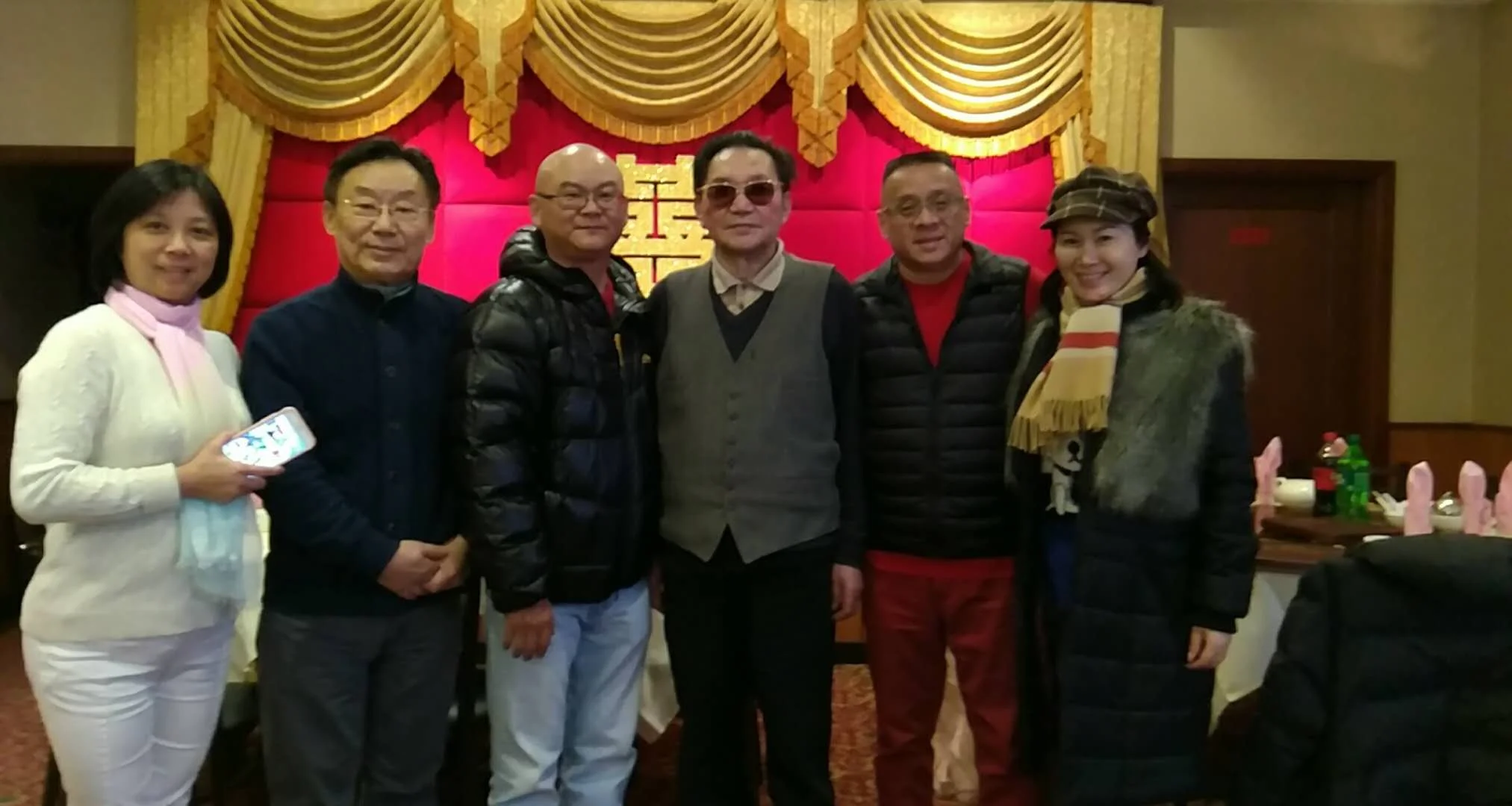 从左:吴伊娜,陈新章,树志明,李思连,邬素斐均来自上海越剧院