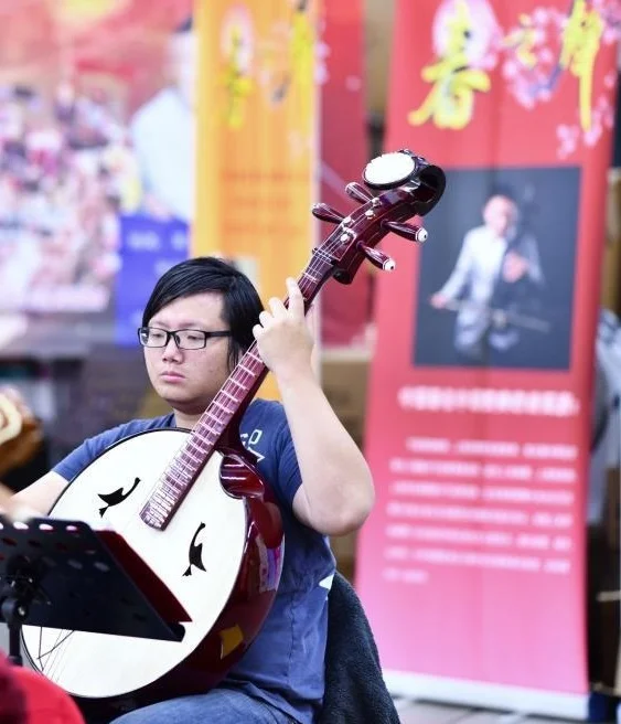 中华国乐团大阮演奏家,美中华人音乐家协会理事李韵