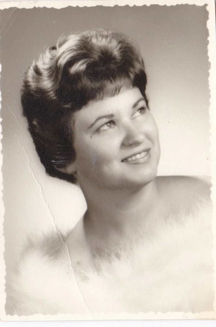 inge grad pix.jpg