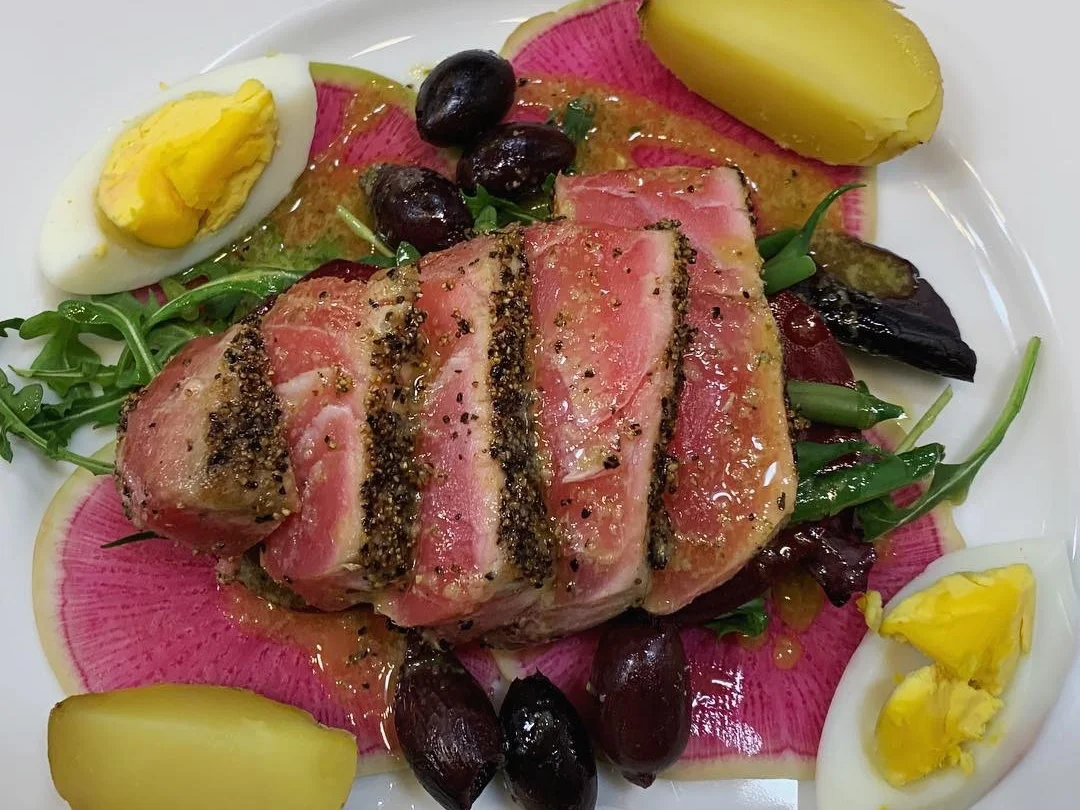 Cooking with Jacqui: Salad Niçoise and French Onion Soup