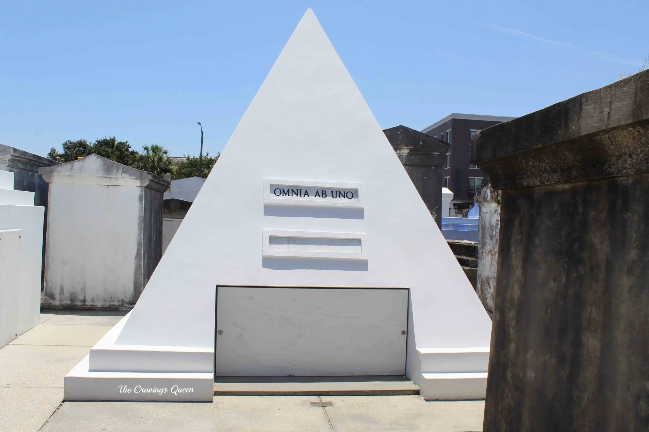 St+Louis+Cemetary-Nicholas+Cage+1.jpg