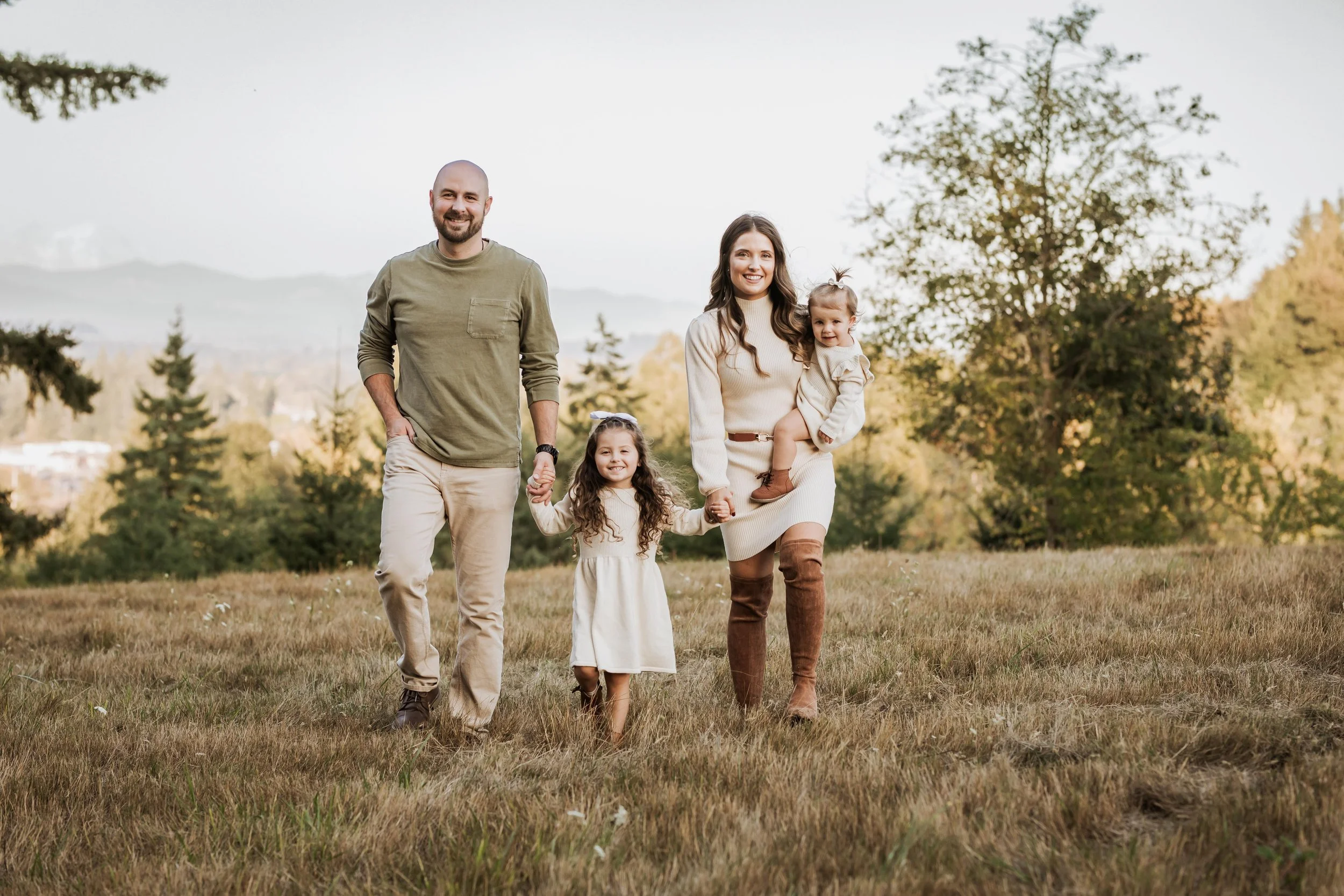 What to Wear for Family Photos in Southwest Washington