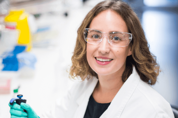 Dr Lisa Mielke, a 2017 Cure Cancer Australia grant recipient.