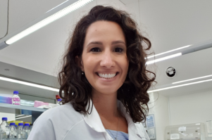 Dr Vivian Kahl