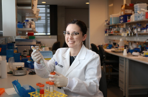 CURE CANCER ANNOUNCE 3 YEAR FUNDING OF LIFE-SAVING LUNG CANCER RESEARCH AT ST VINCENT’S HOSPITAL