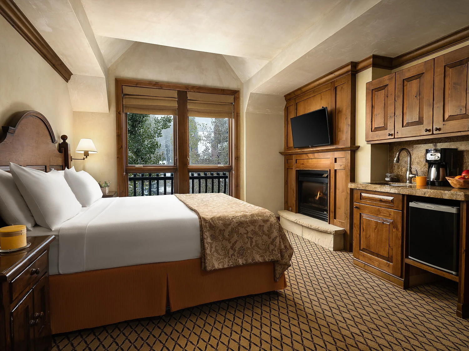 aspen studio bedroom 29.JPG