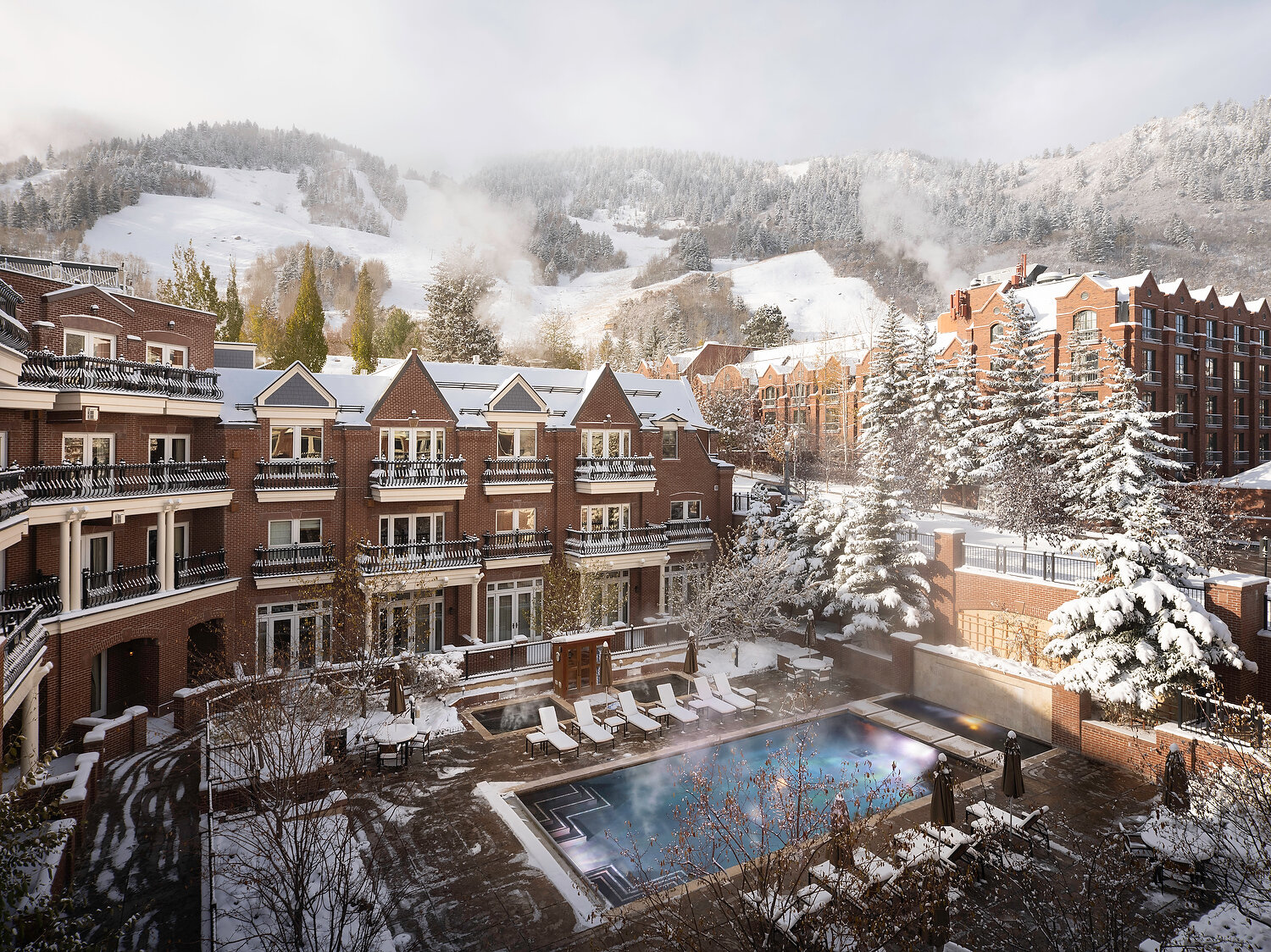 aspen day exterior pool light(1).JPG