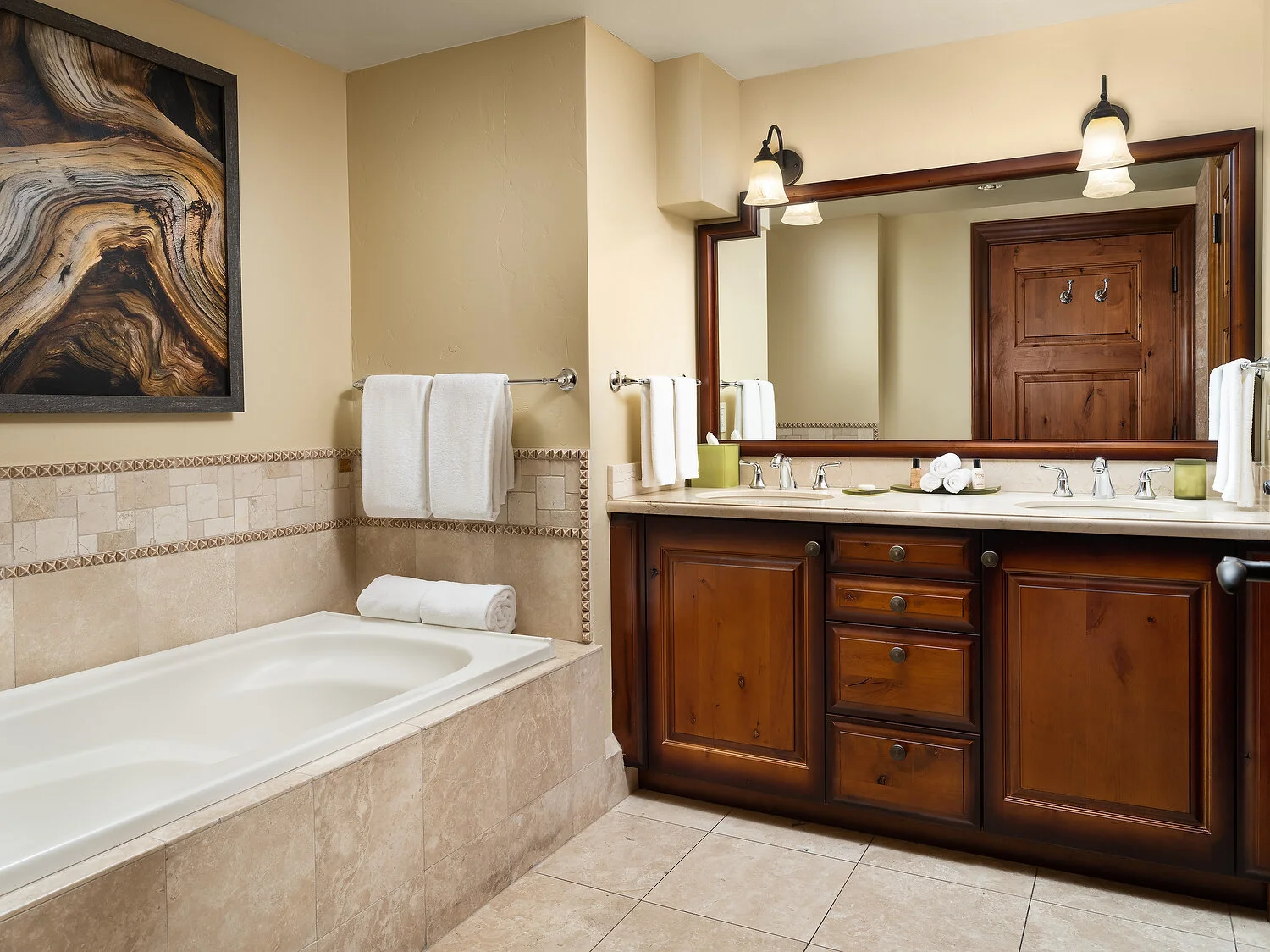 park hyatt third bedroom bathroom 14.JPG