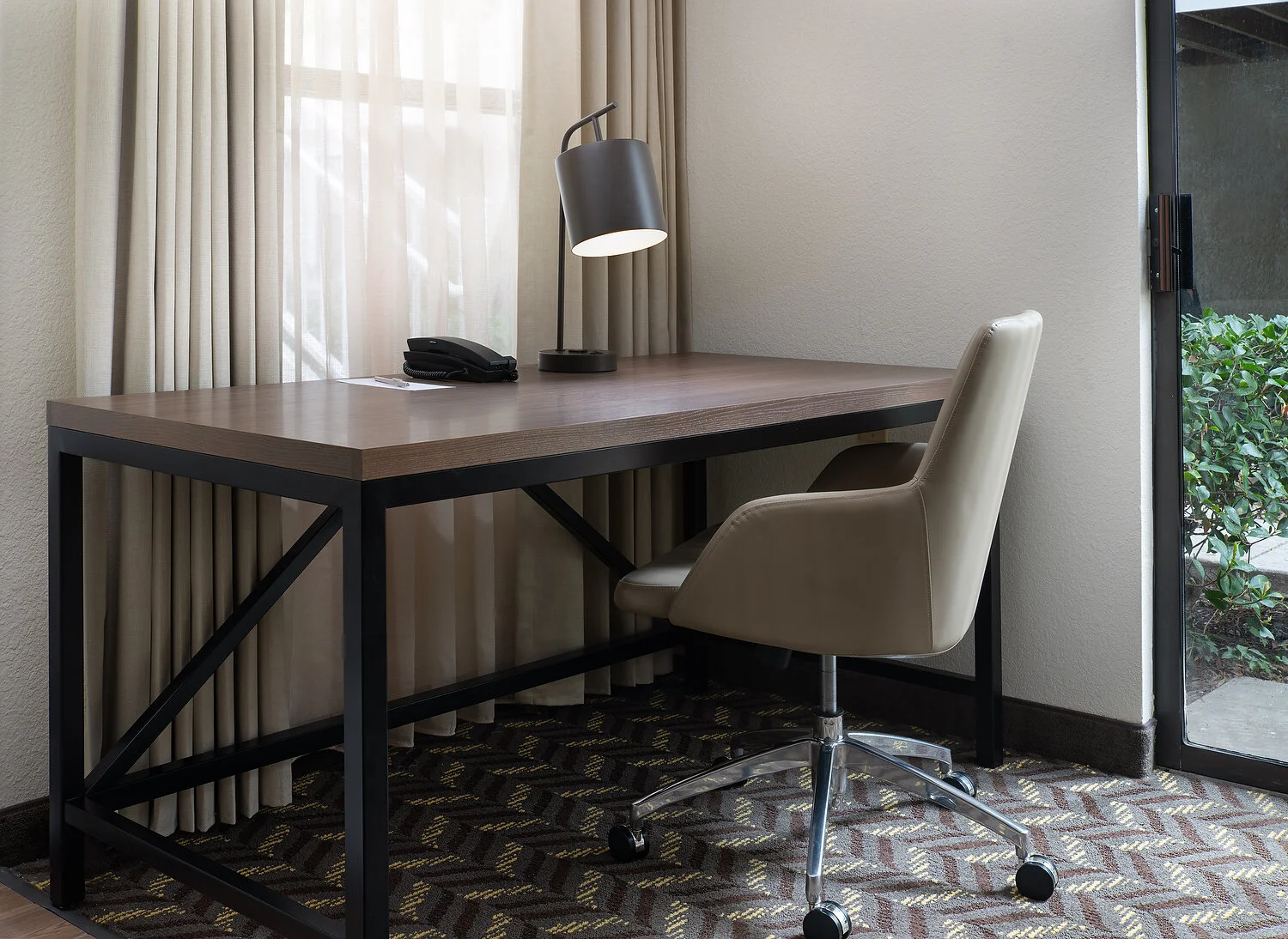 San Mateo 611 work desk 561(1).JPG