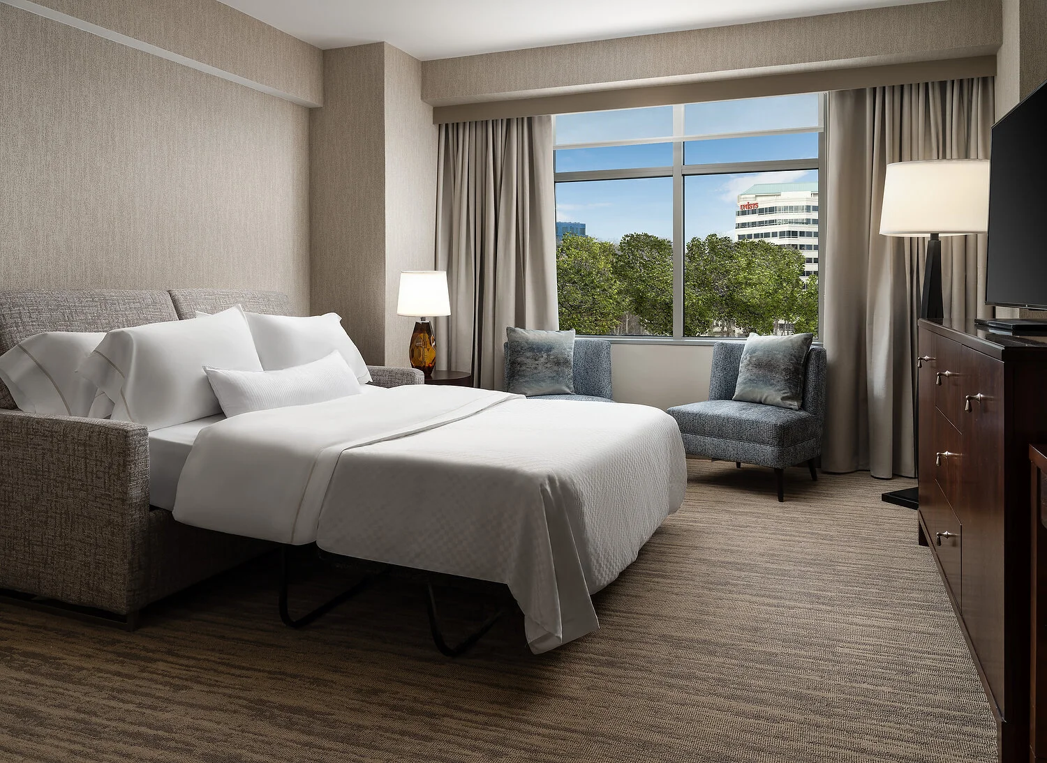 Reston Westin 502 pull out sofaA.JPG