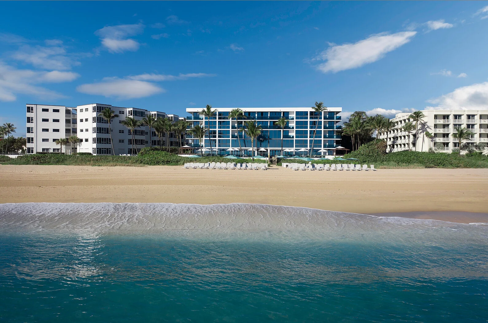 palm beach exterior beach straight onA.JPG