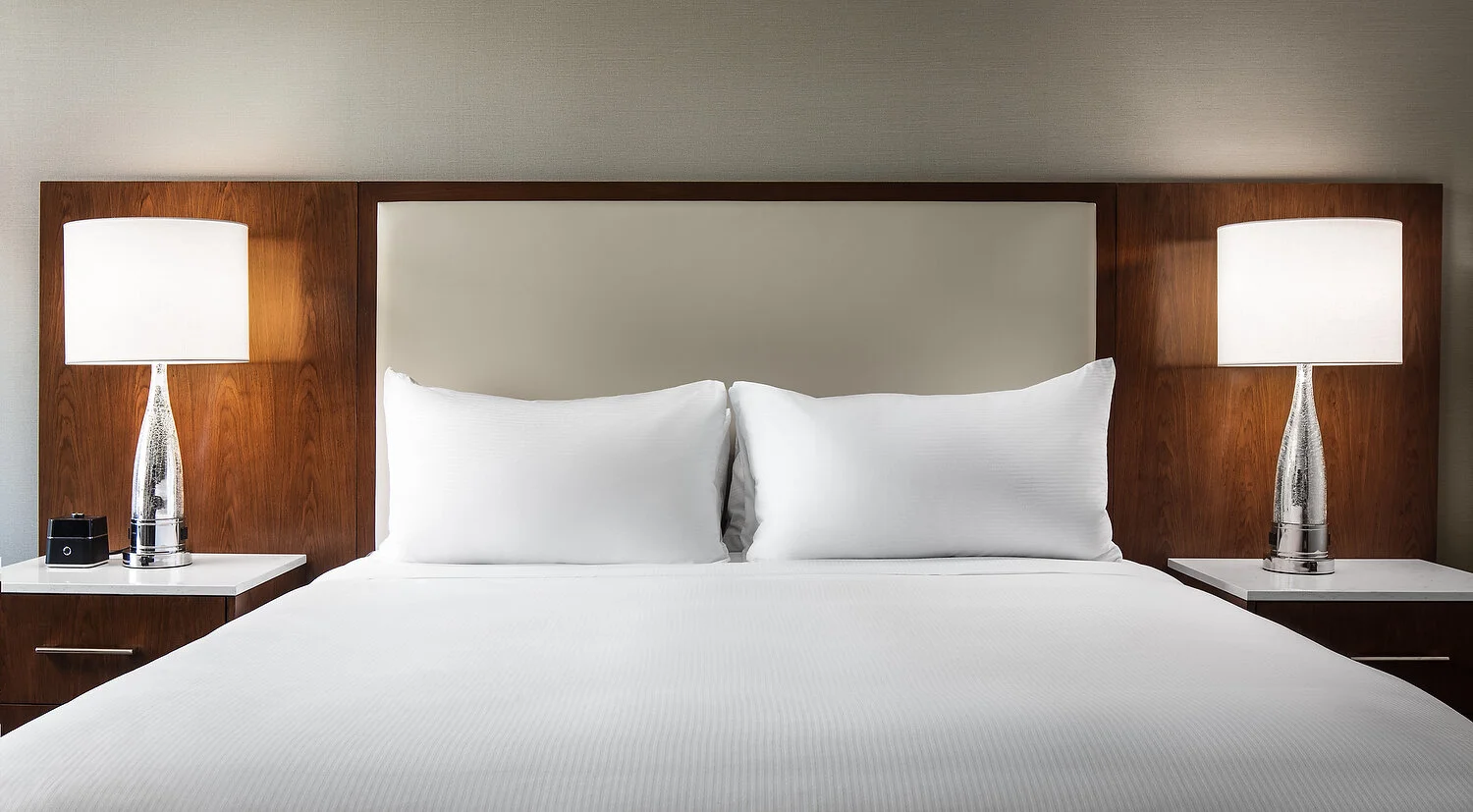 boston 980 king bed only 24.JPG