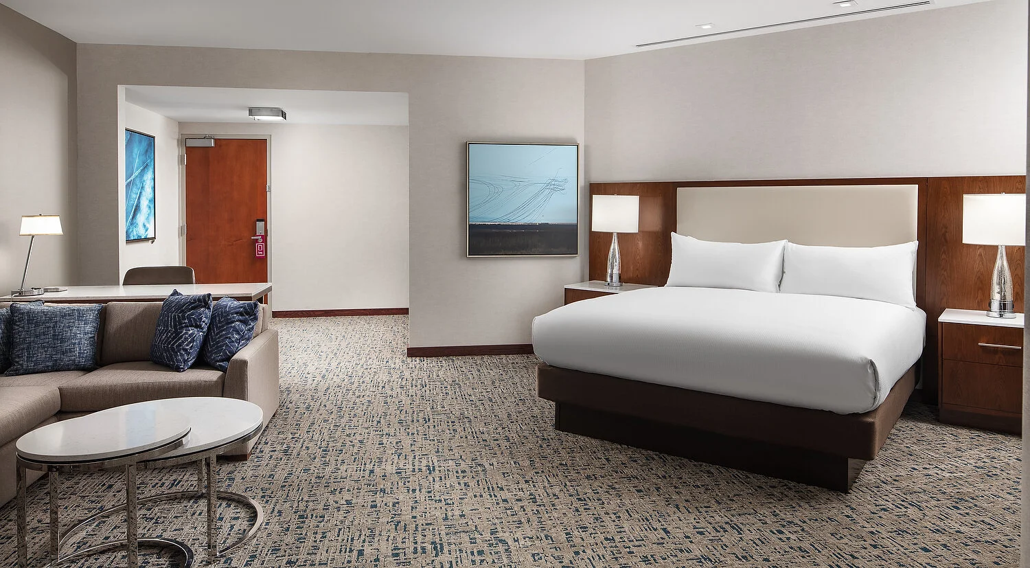 boston 1082 king bedroom alternate angle 67.JPG