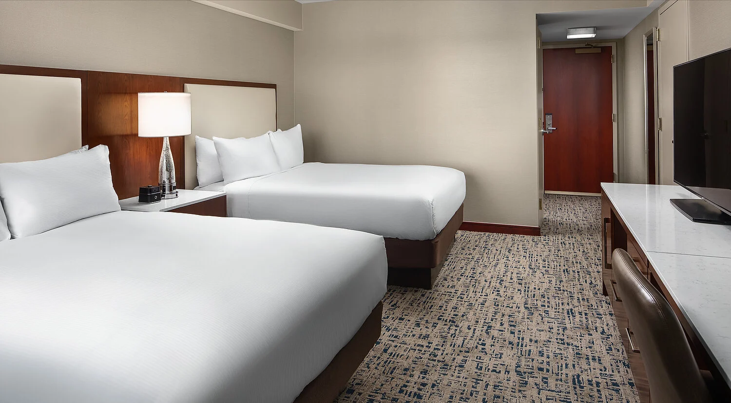 boston queen reverse 26A-Edit.JPG