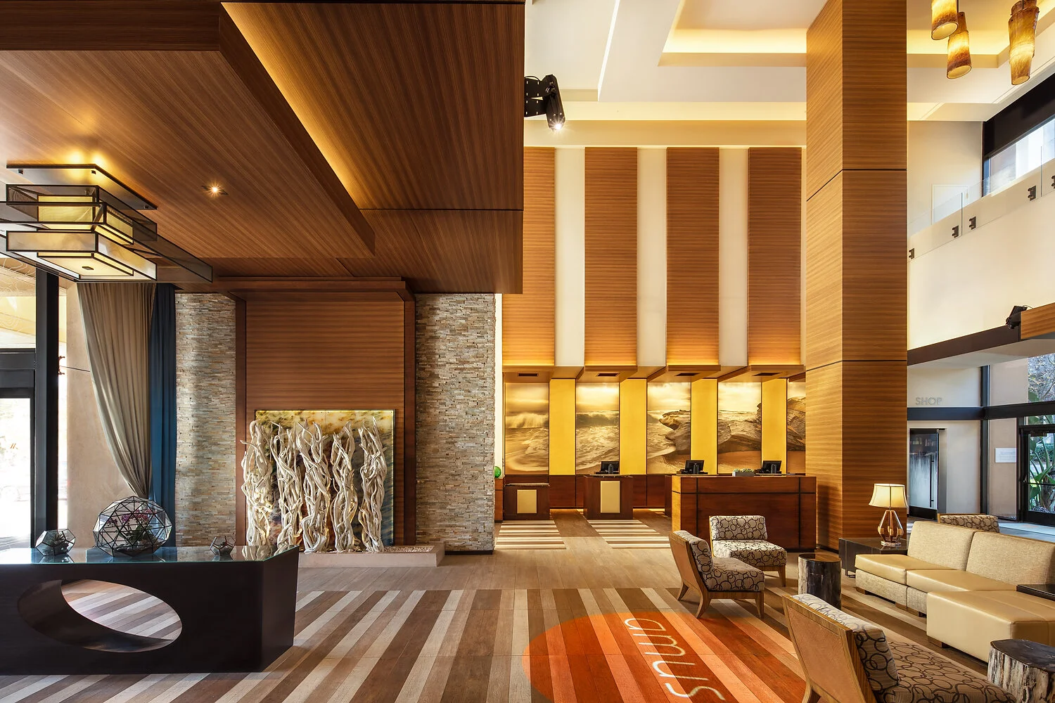 la jolla marriott lobby(1).JPG