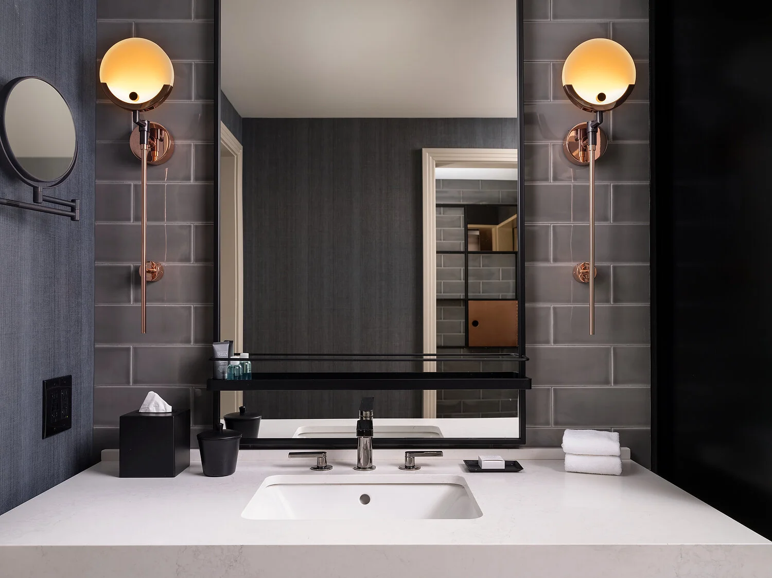 SDFAK_ 1217_king_vanity.JPG