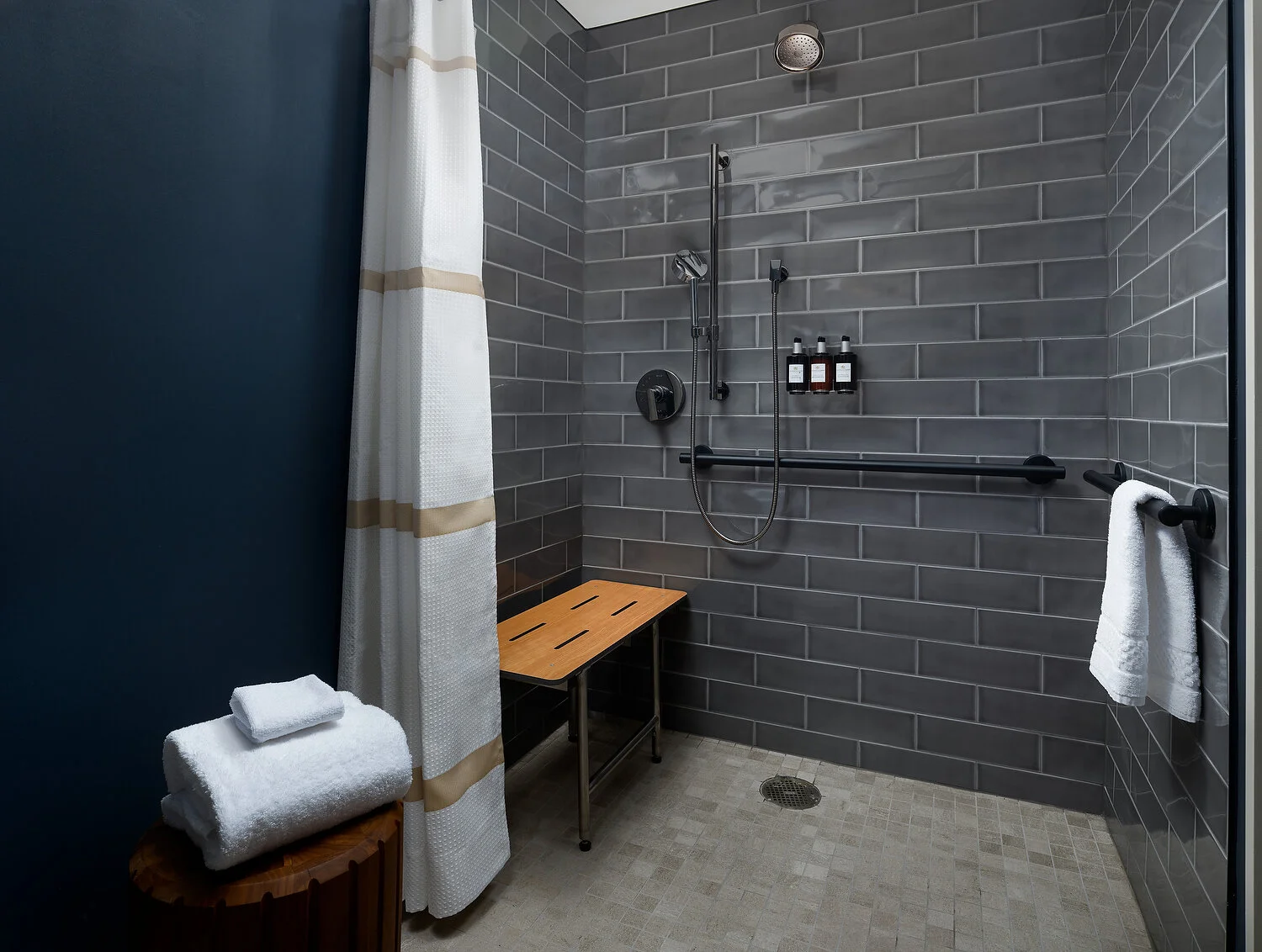 1SDFAK_ 1127 ada roll in 16.JPG