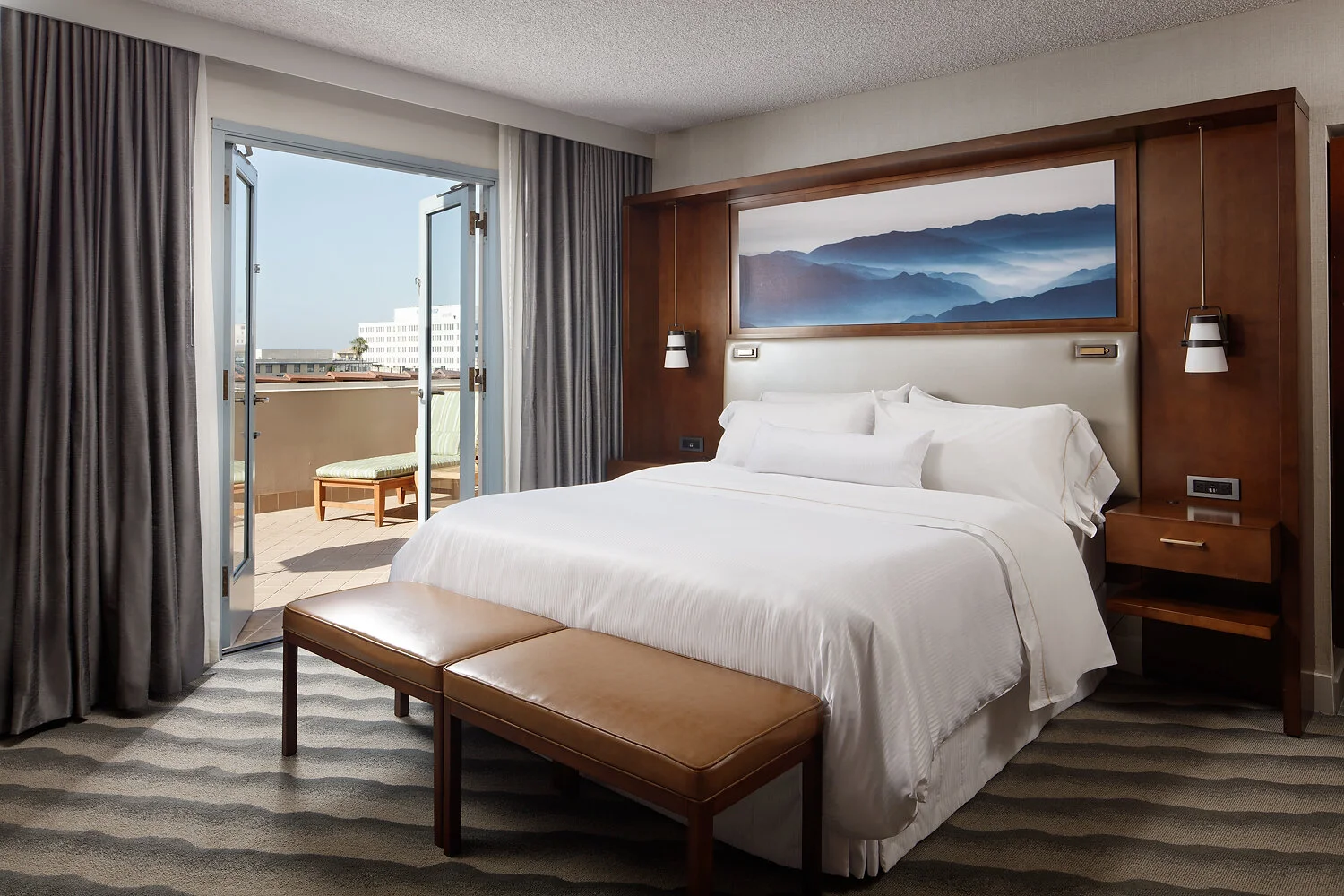 Westin_LAXPW_balcony_king_suite63.JPG