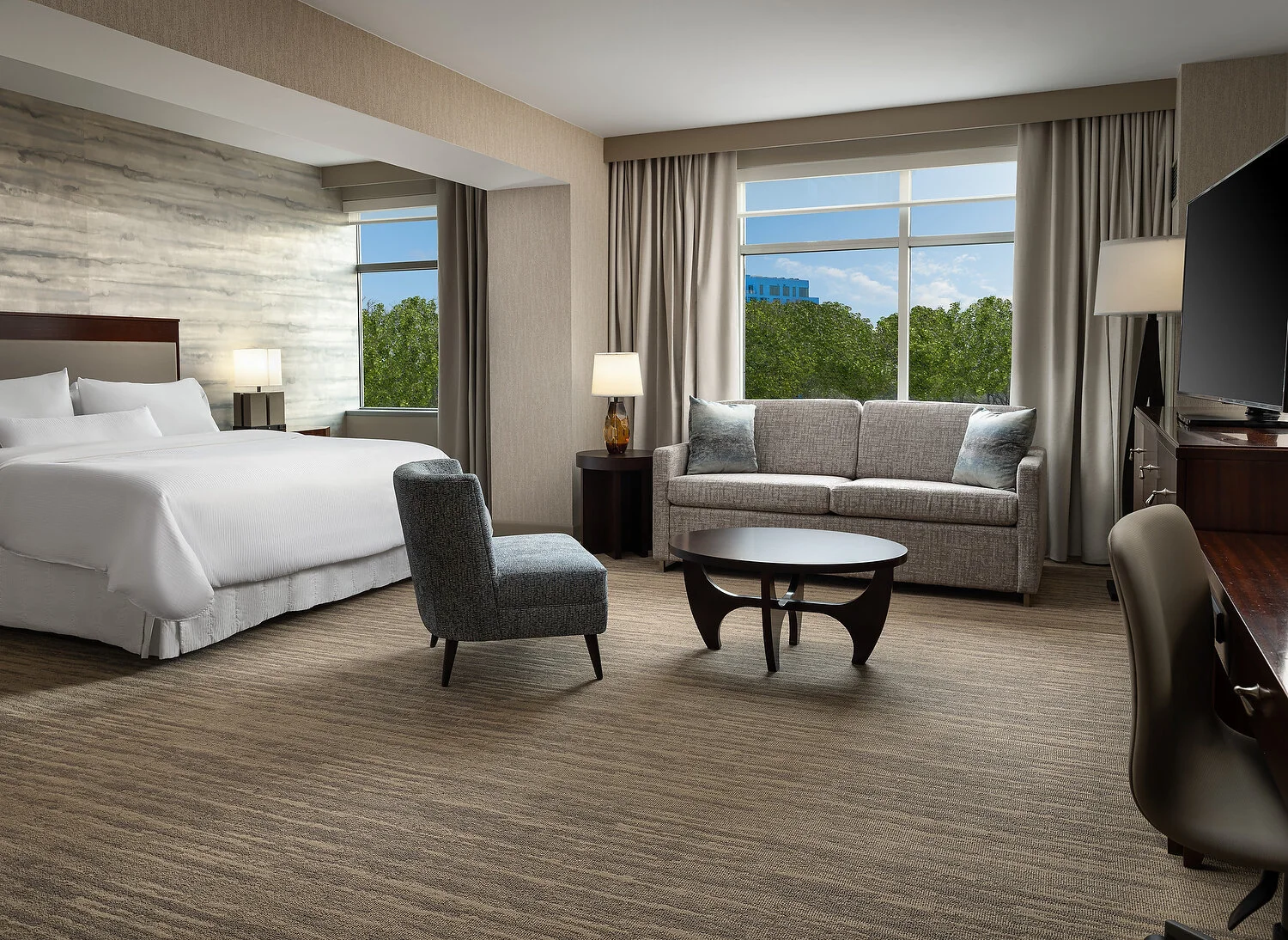 Reston Westin 509 kingA.JPG