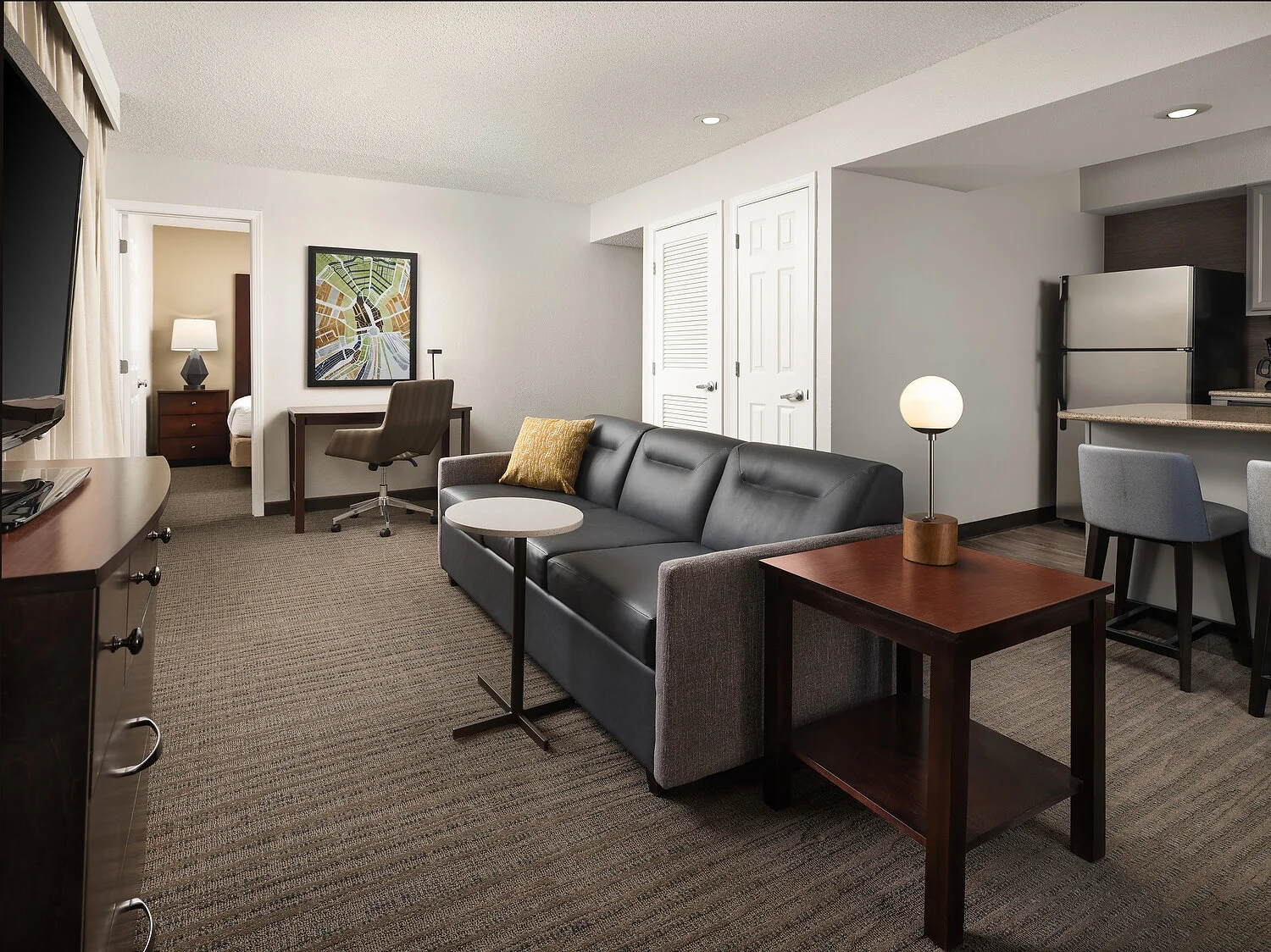 Residence Inn bellvue 1 bedroom suite wide.JPG