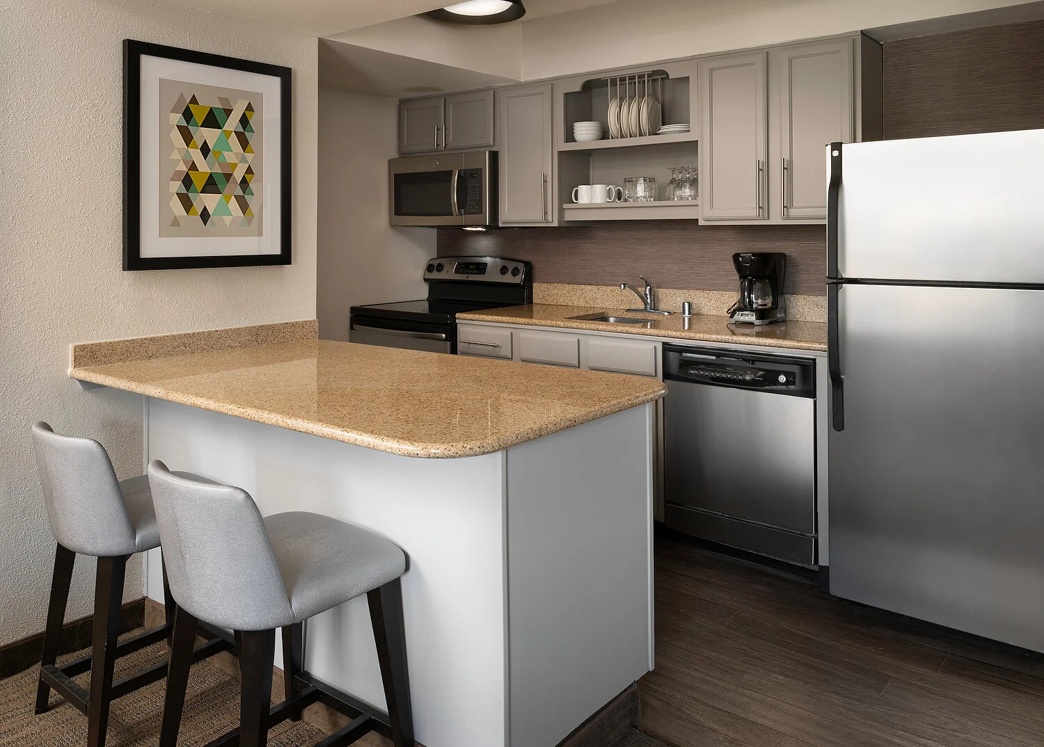 Residence Inn bellvue studio suite kitchen 384(1).JPG