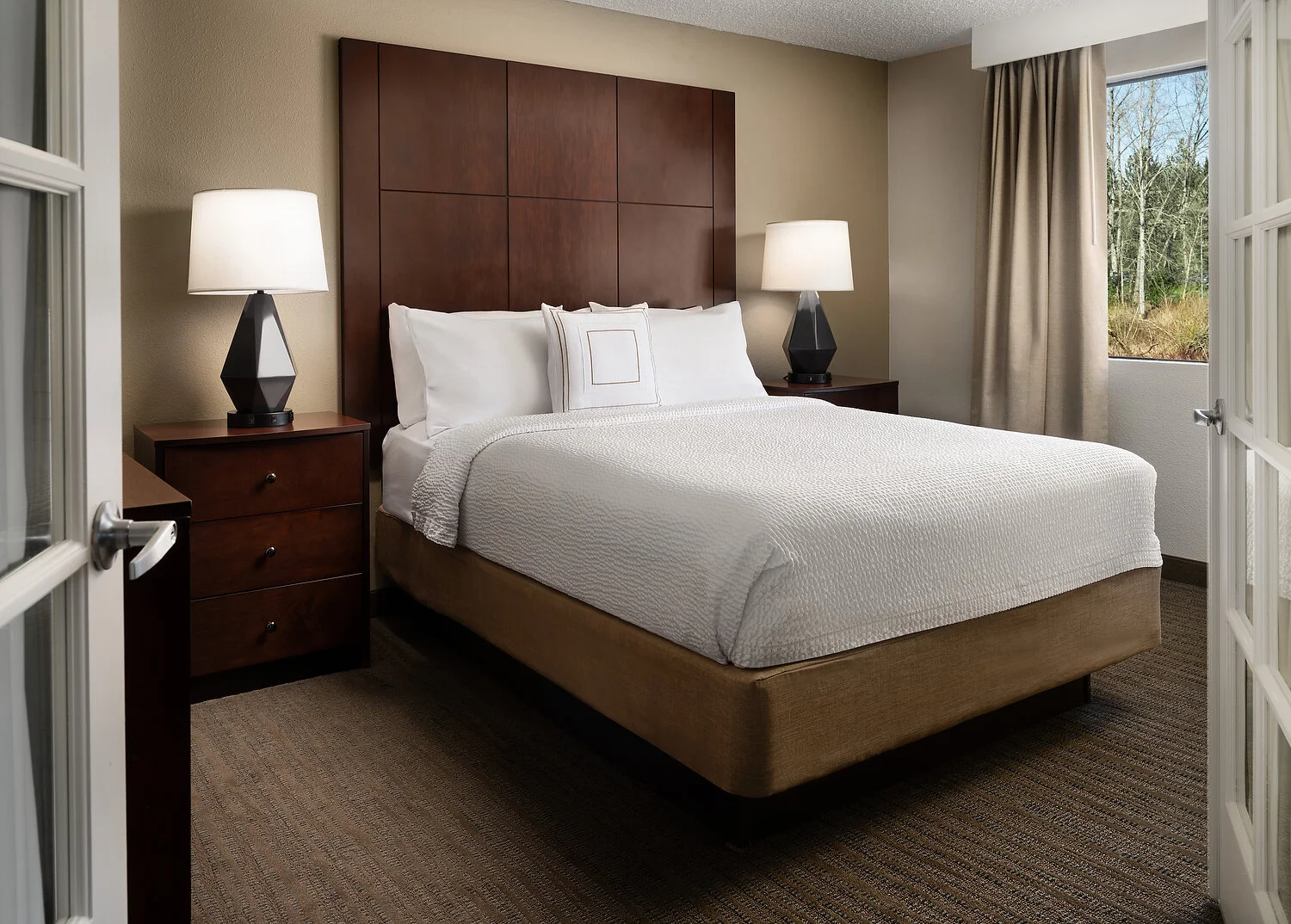 Residence Inn lynwood two bedroom suite bedroom 1349aA.JPG