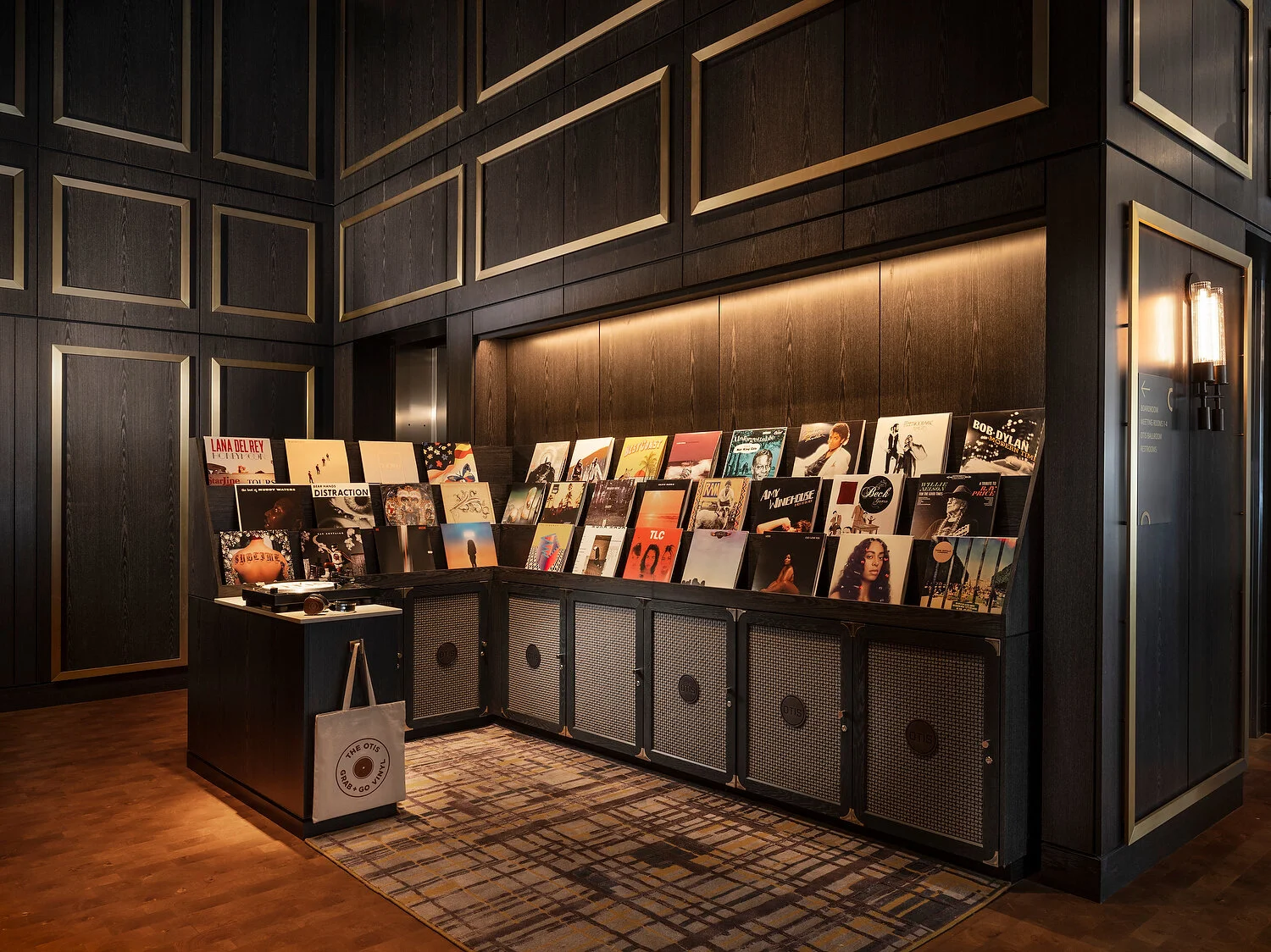 Otis vinyl library 44A.JPG