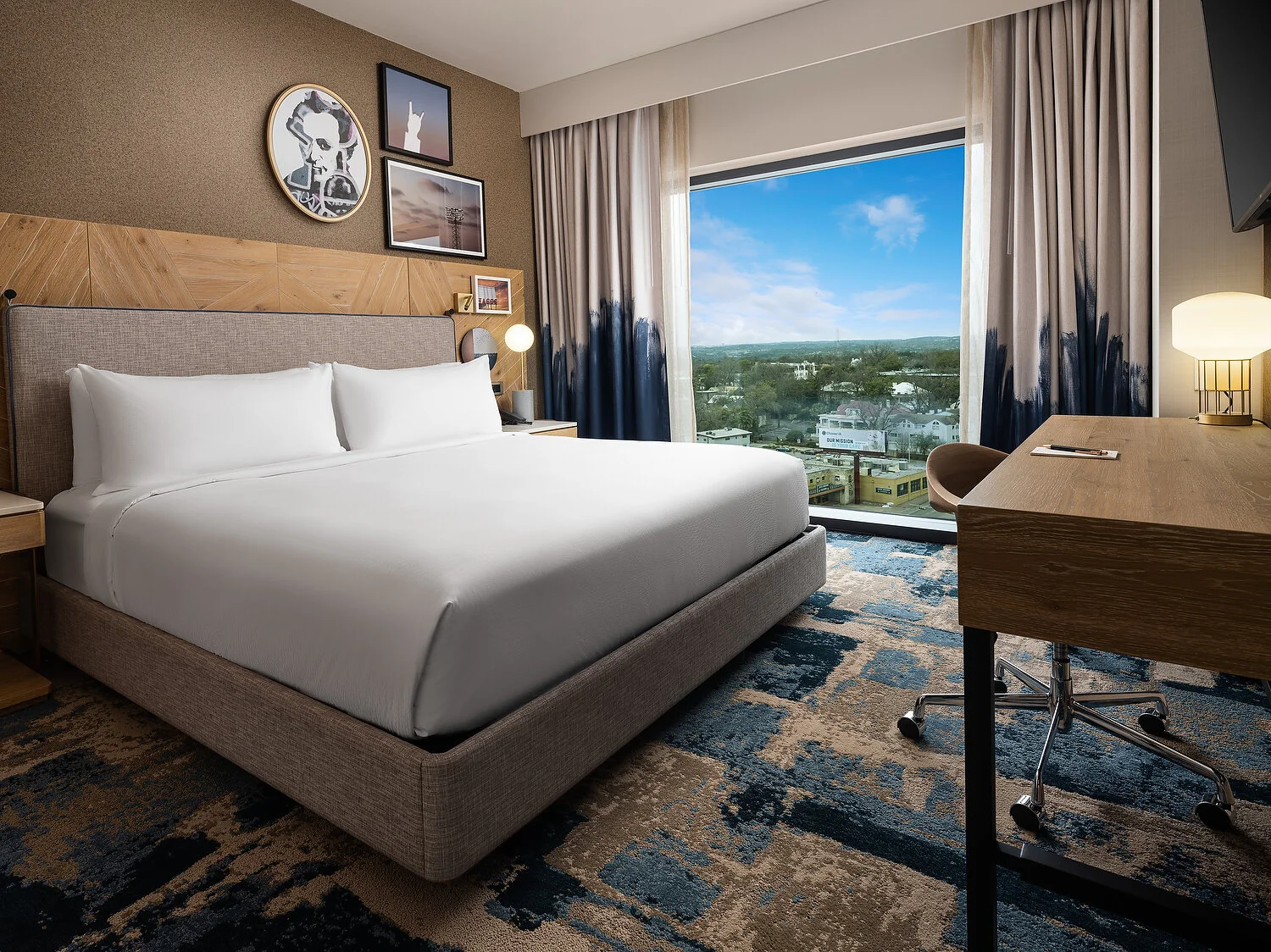 Austin 1132 Luminary suite bedroom.JPG