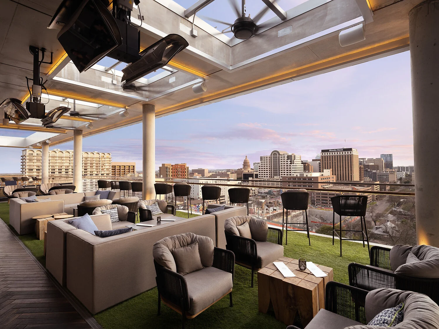 Austin Otis Otopia LoungeAA.JPG