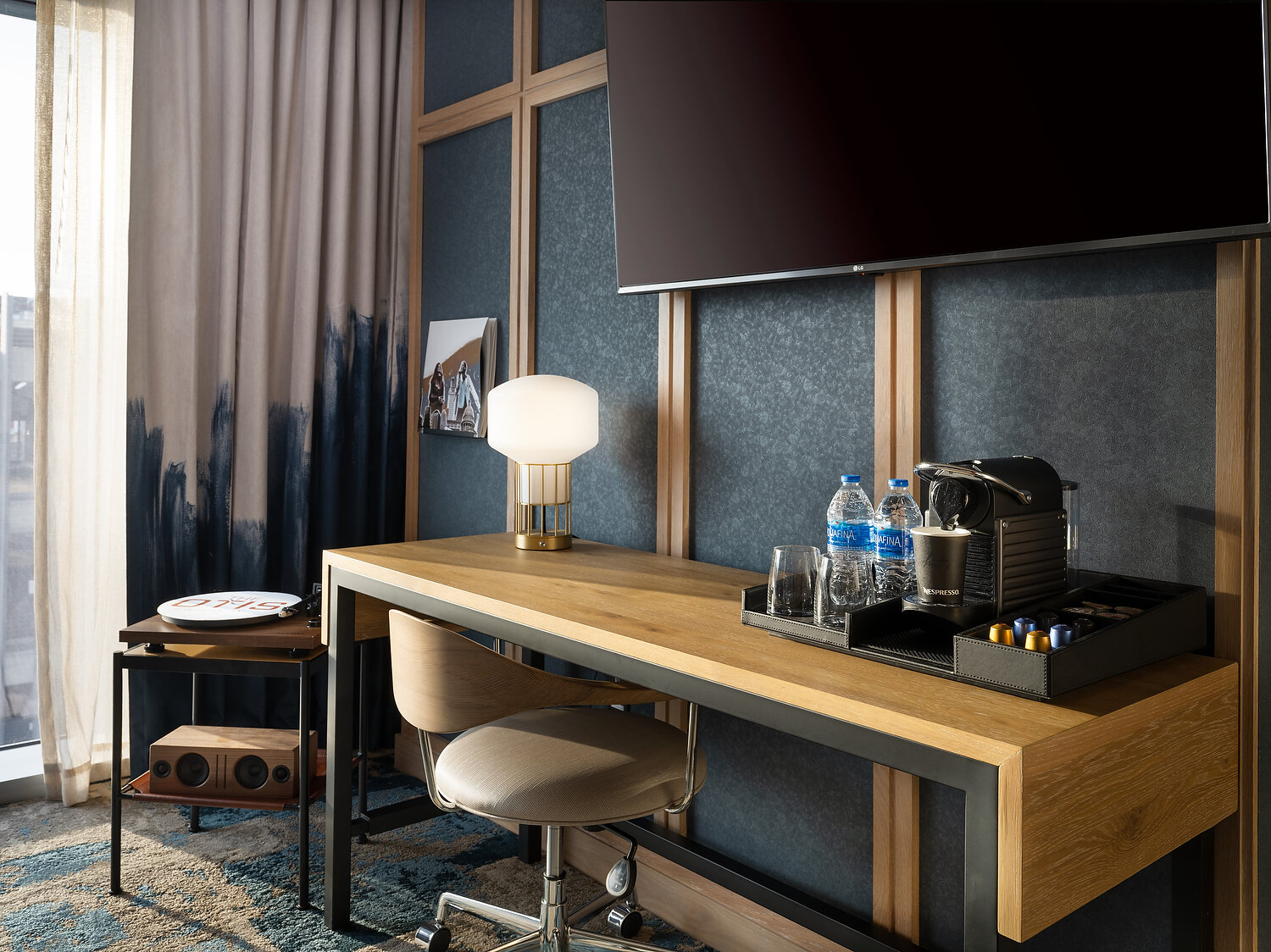 Otis king desk area 10.JPG