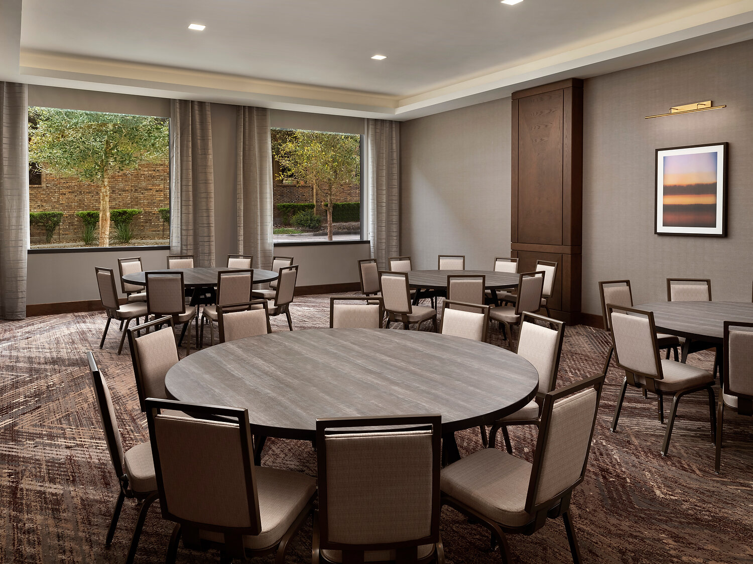 Otis Meeting room three rounds-2A.JPG