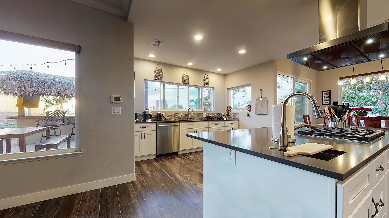 Carlsbad home_15A.JPG
