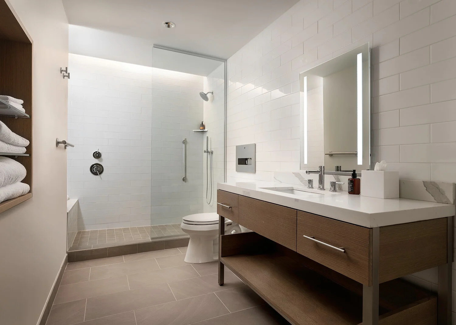 Canopy retreat bathroomA.JPG