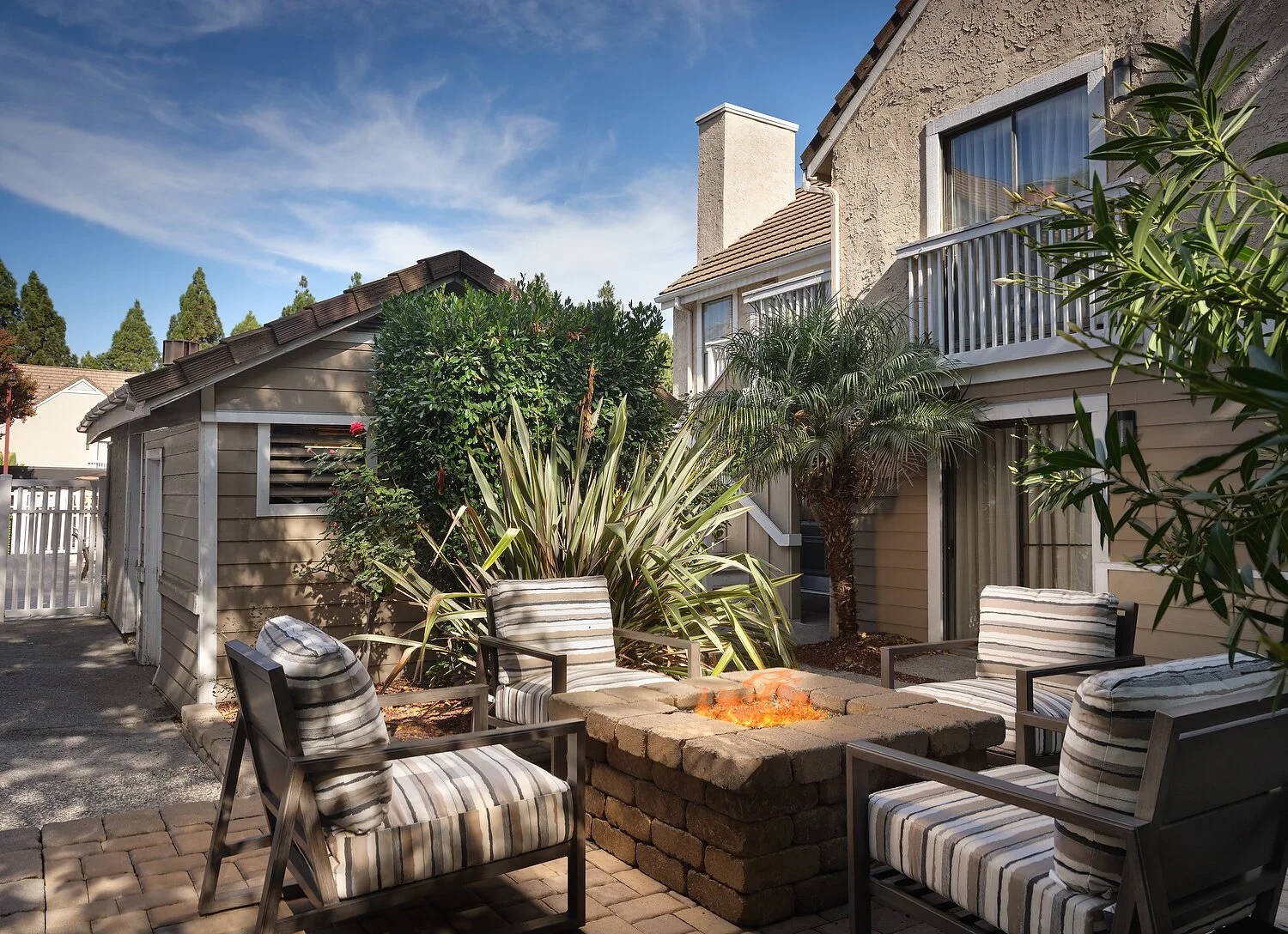 Sunnyvale firepit areaA.JPG