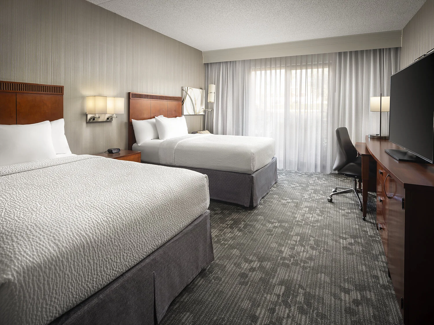 PHXME room 123 double double-2A_1.JPG