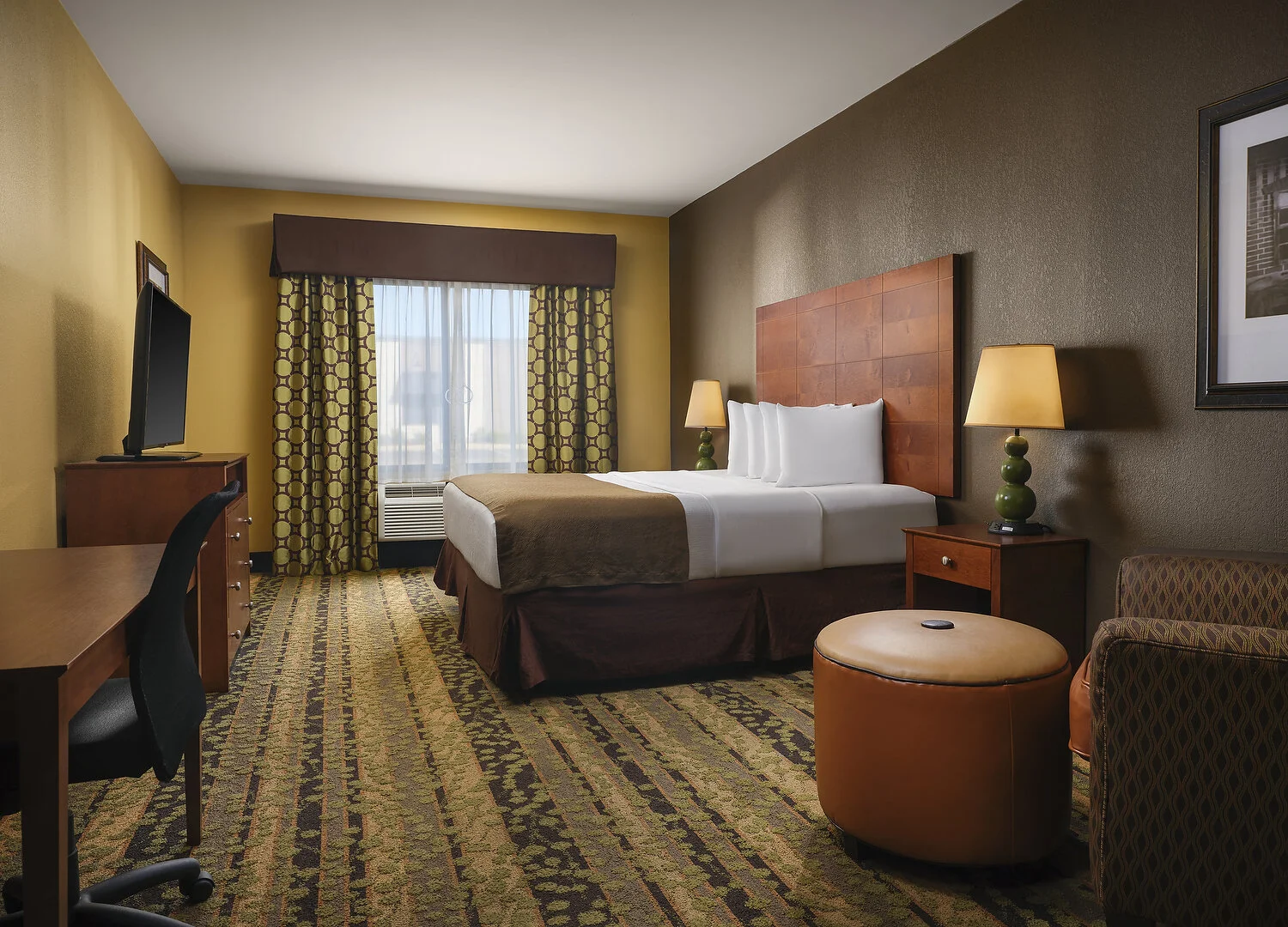 Tupelo BWP ADA king room.JPG
